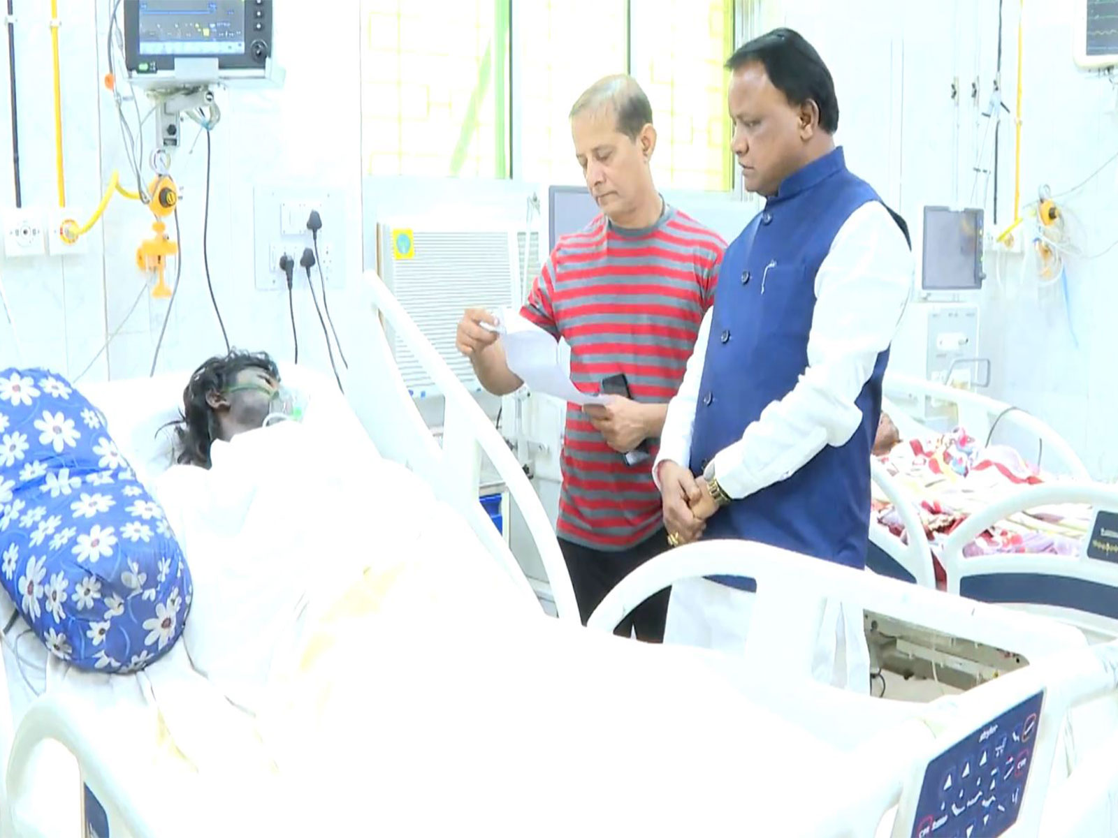 Odisha CM Mohan Manjhi at SCB Hospital (Photo/ANI) Odisha CM Mohan Manjhi at SCB Hospital (Photo/ANI)