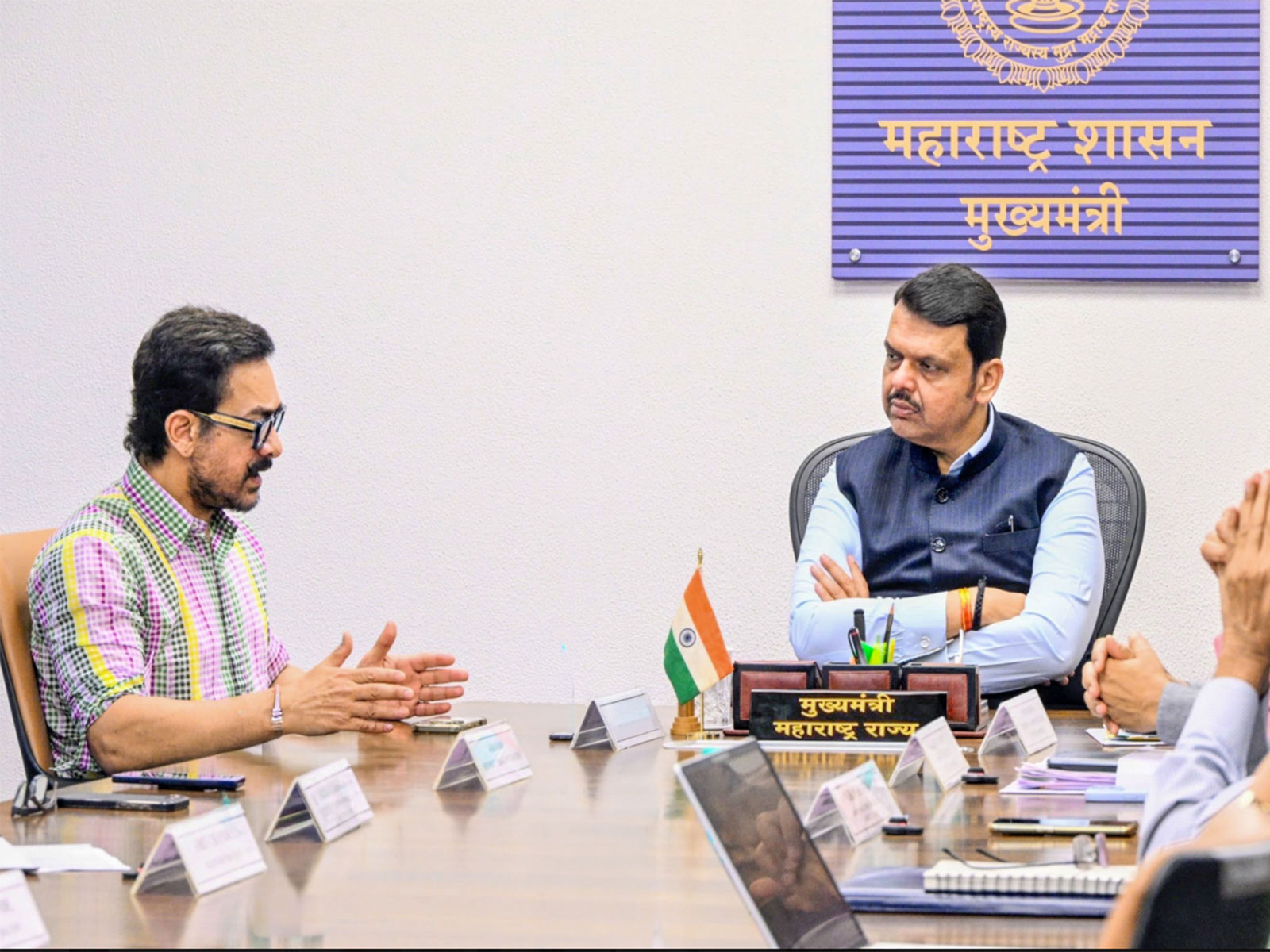 “It’s for Paani Foundation..”: Aamir Khan, Kiran Rao meet Maharashtra CM