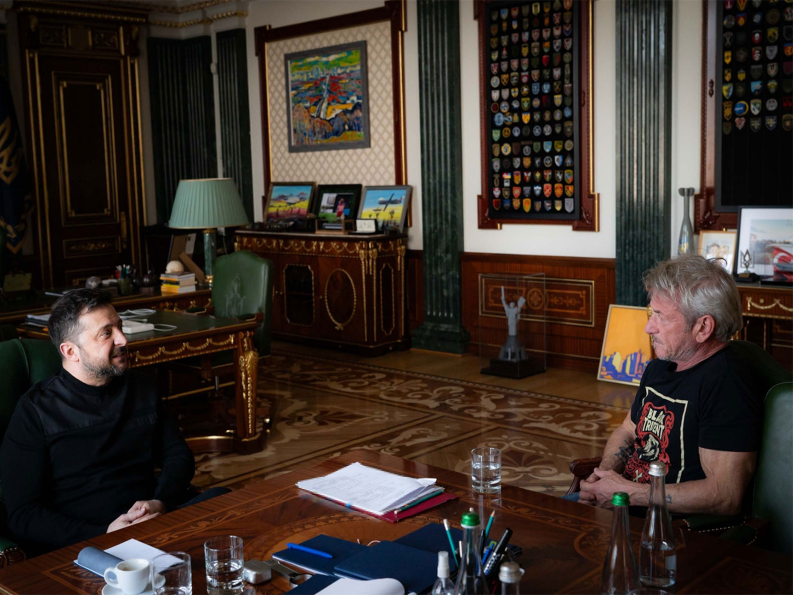 Sean Penn with President Volodymyr Zelenskyy (Photo/X/@@ZelenskyyUa)