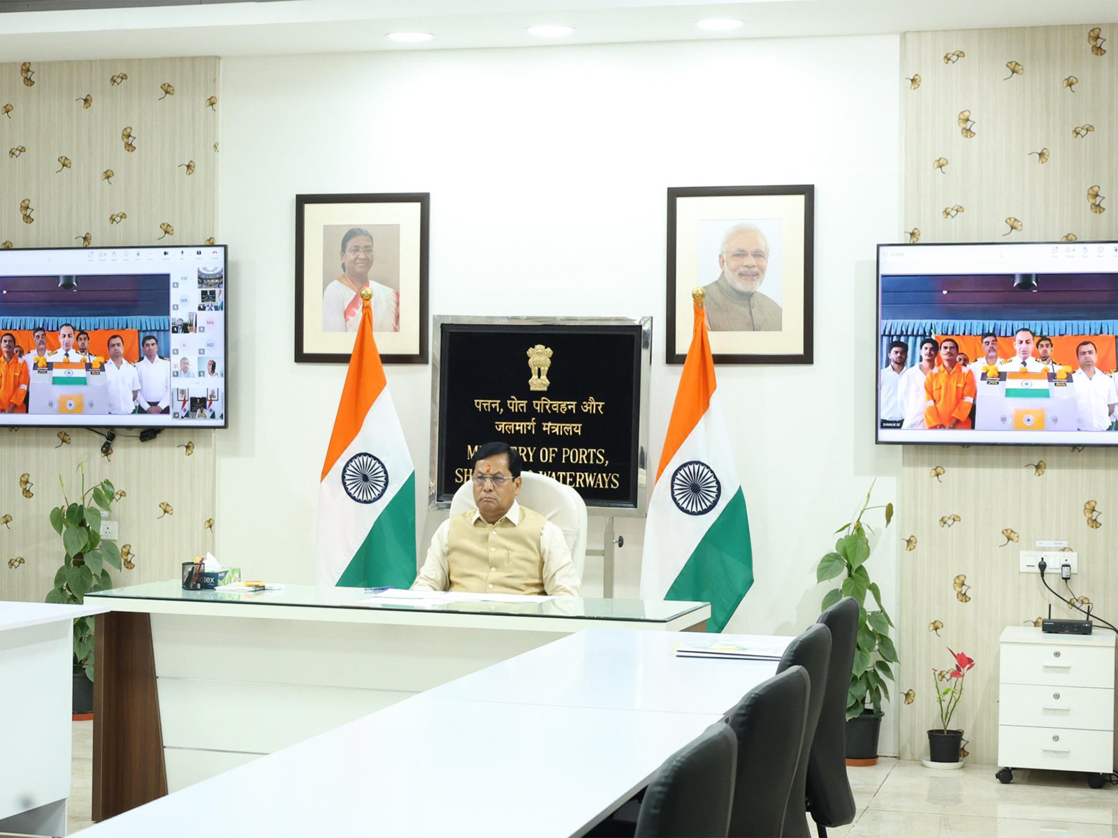 Union Minister for Ports, Shipping and Waterways Sarbananda Sonowal (Photo/@sarbanandsonwal)