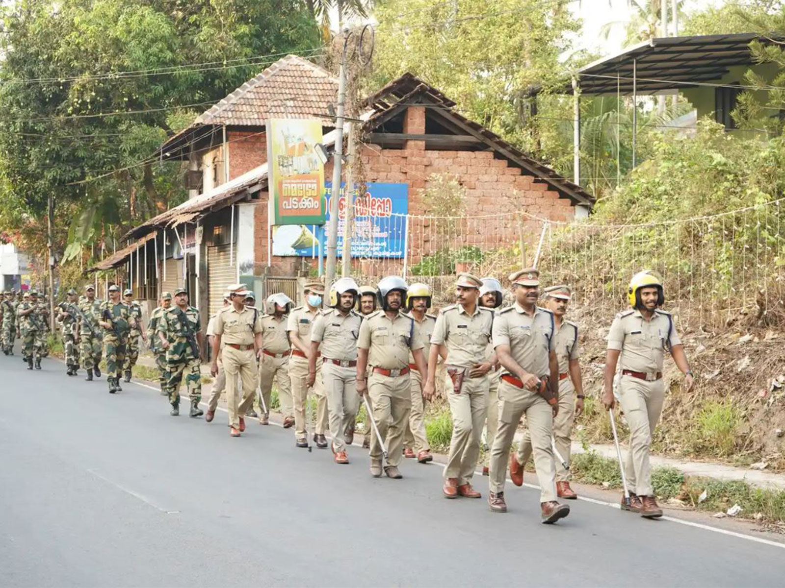 Kannur Police conducted a route march ahead of Kerala Assembly polls (Photo/Kannur City Police)