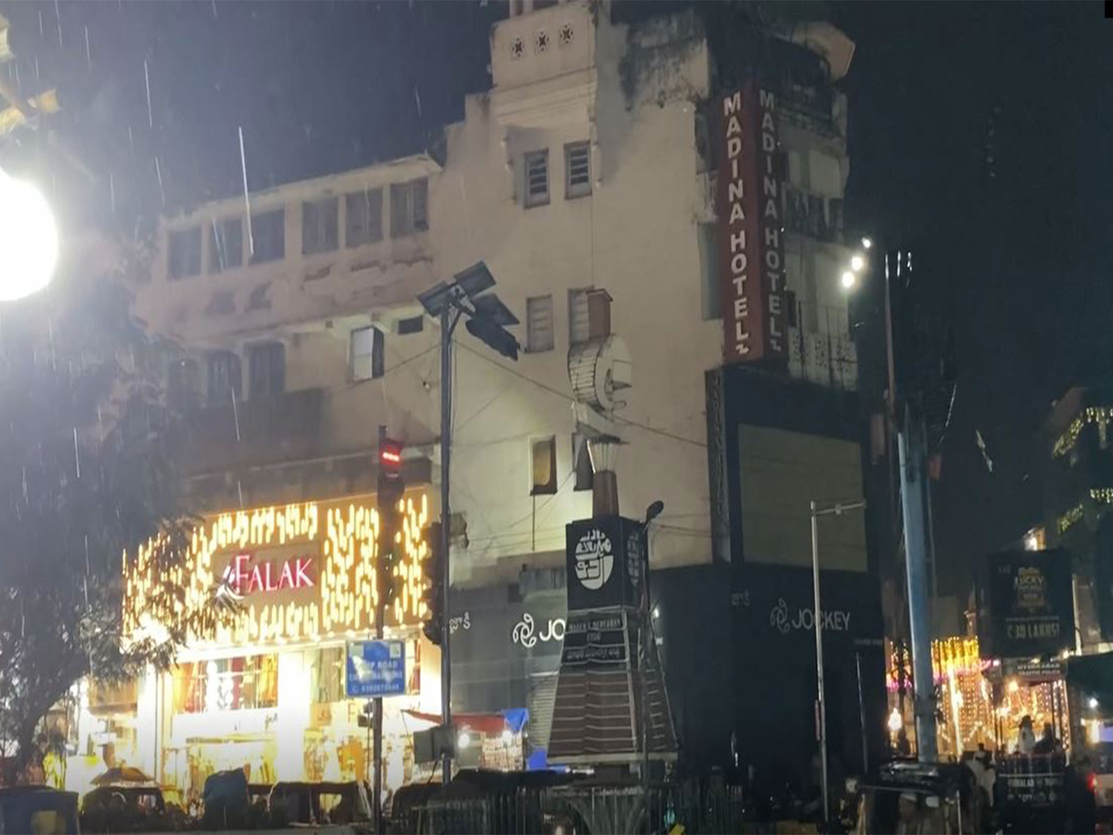 Midnight rain occur in parts of Hyderabad old city