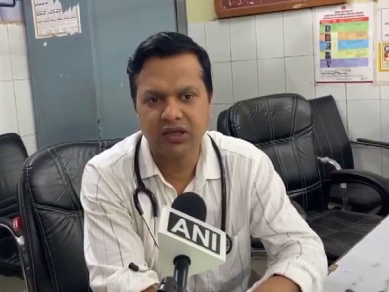 EMO at Mainpuri District Hospital, Dr Adarsh Sengar (Photo/ANI)