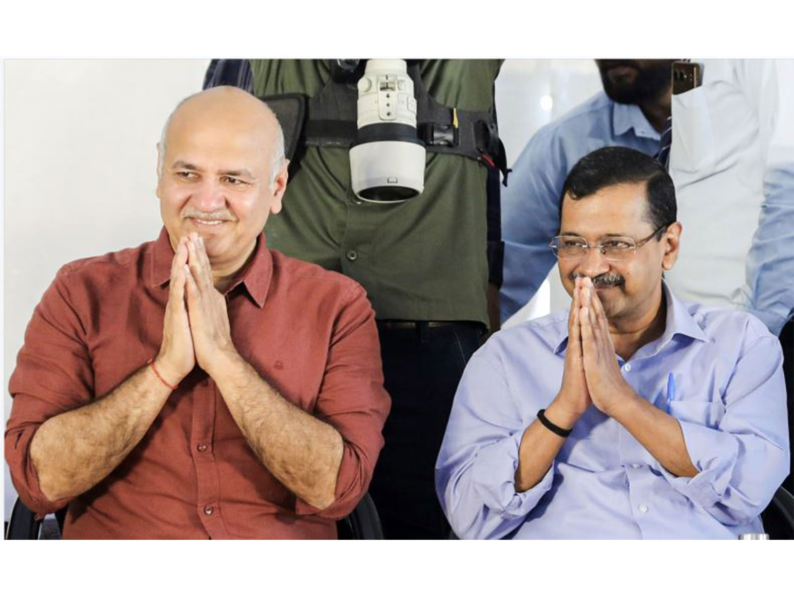 Former Delhi CM Arvind Kejriwal (right) with Manish Sisodia (File Photo/ANI)