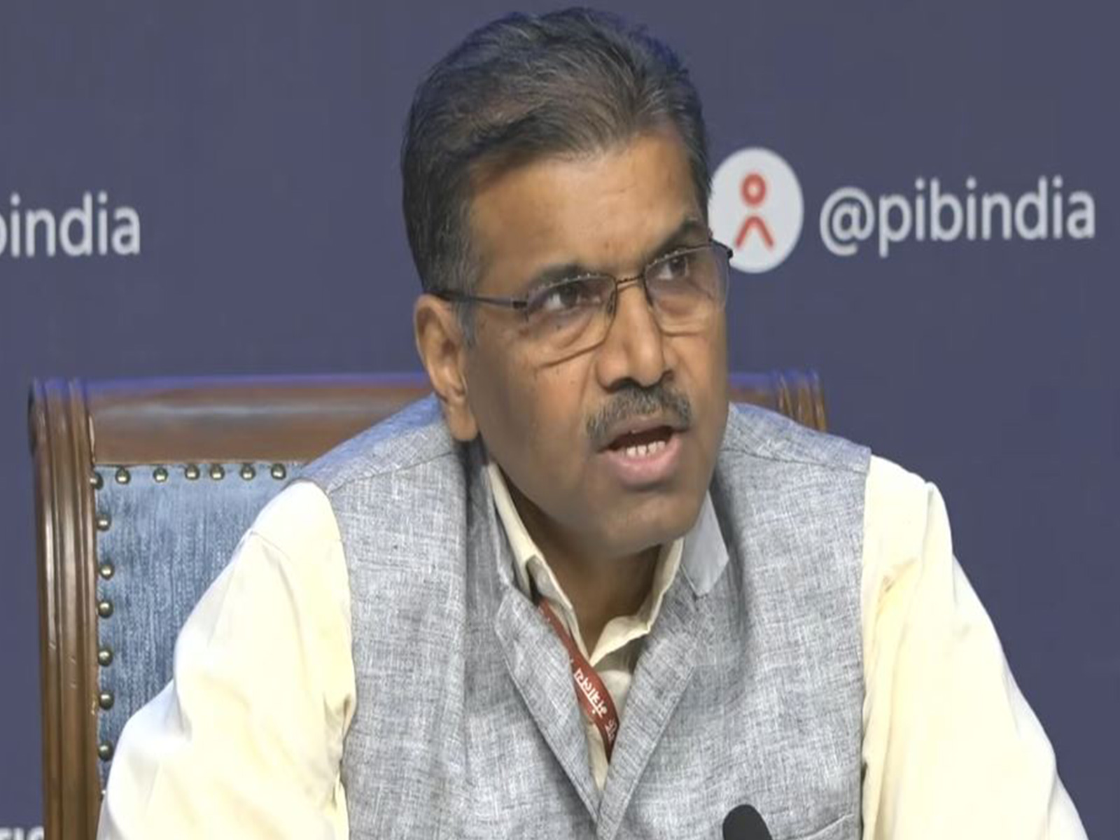 Special Secretary of the Shipping Ministry, Rajesh Kumar Sinha (Photo/PIB)