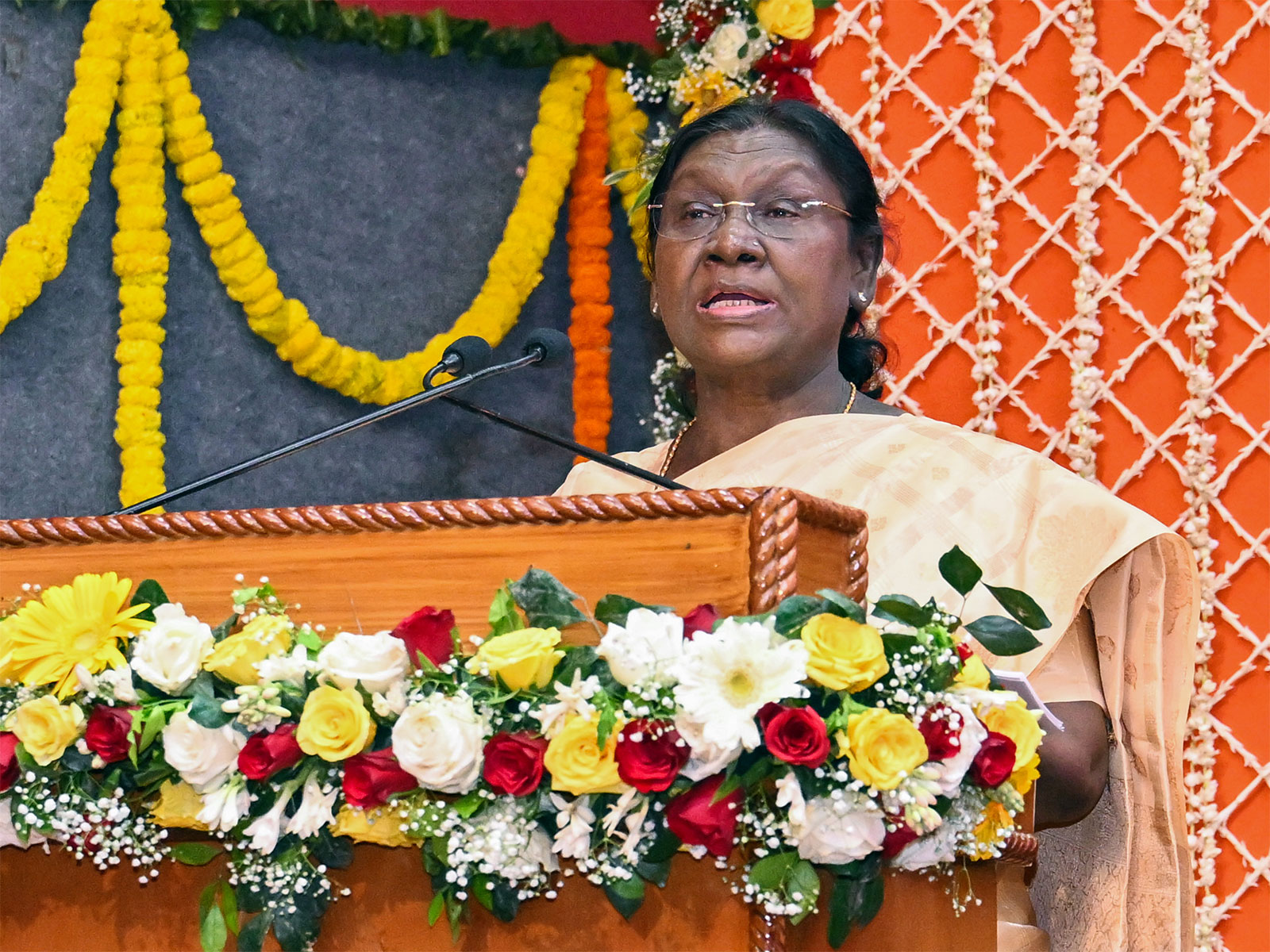 President Droupadi Murmu (FIle Photo/ANI) President Droupadi Murmu (FIle Photo/ANI)