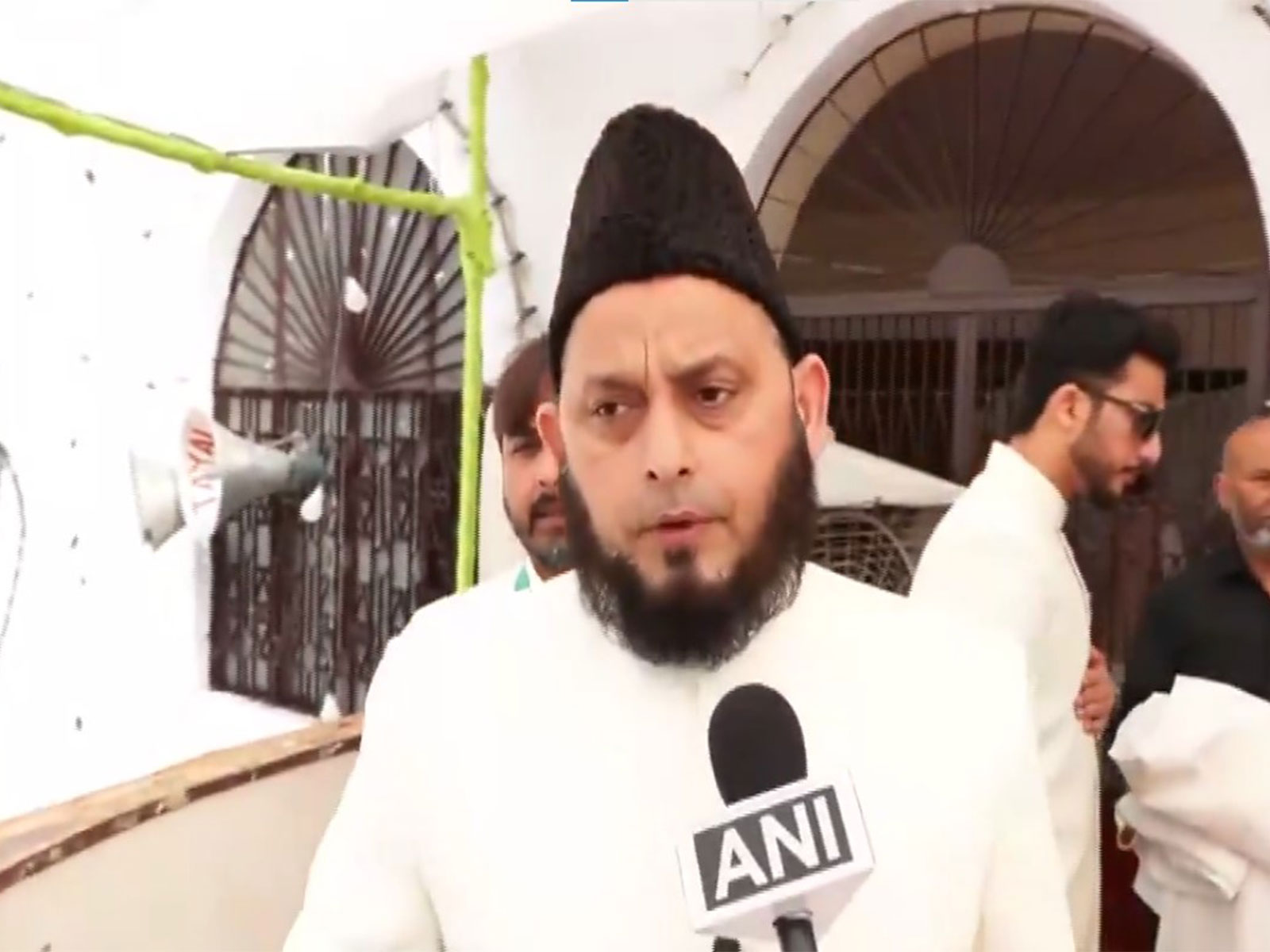 AIMPLB member Maulana Khalid Rasheed Farangi Mahali (Photo/ANI)