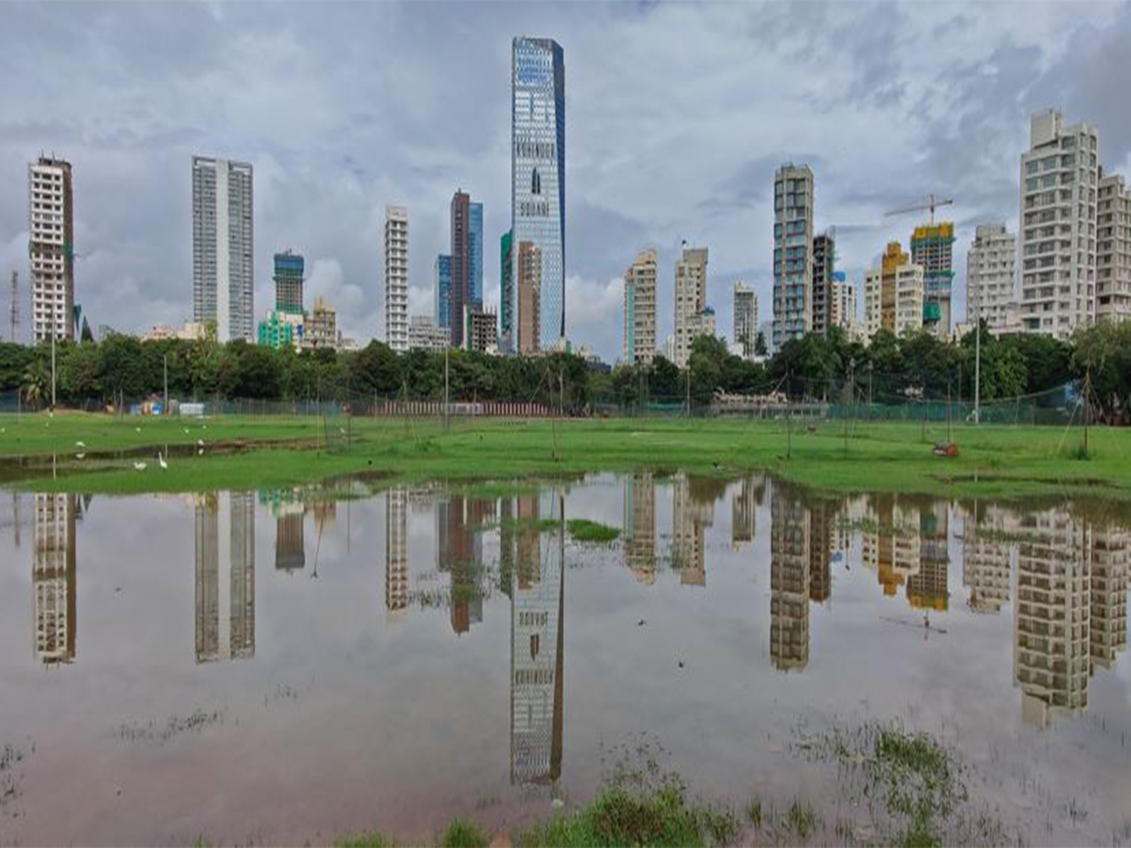 Real estate infrastructure (File Photo/ANI) Real estate infrastructure (File Photo/ANI)