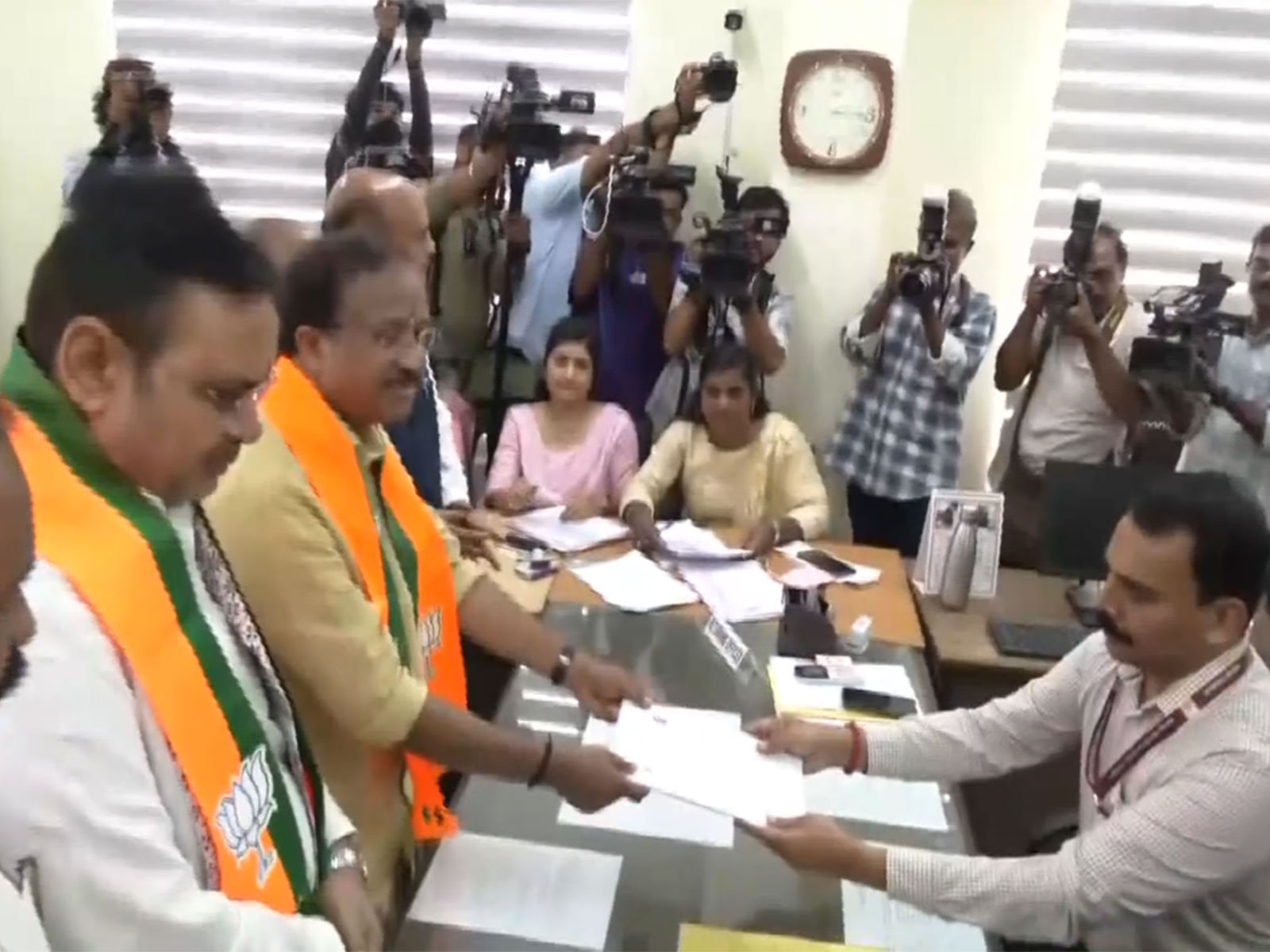 BJP leader V Muraleedharan files nomination for Kerala polls (Photo/ANI)