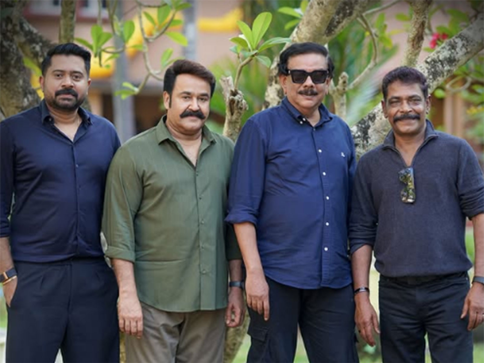 Priyadarshan, Mohanlal reunite (Photo/Instagram/@mohanlal) Priyadarshan, Mohanlal reunite (Photo/Instagram/@mohanlal)