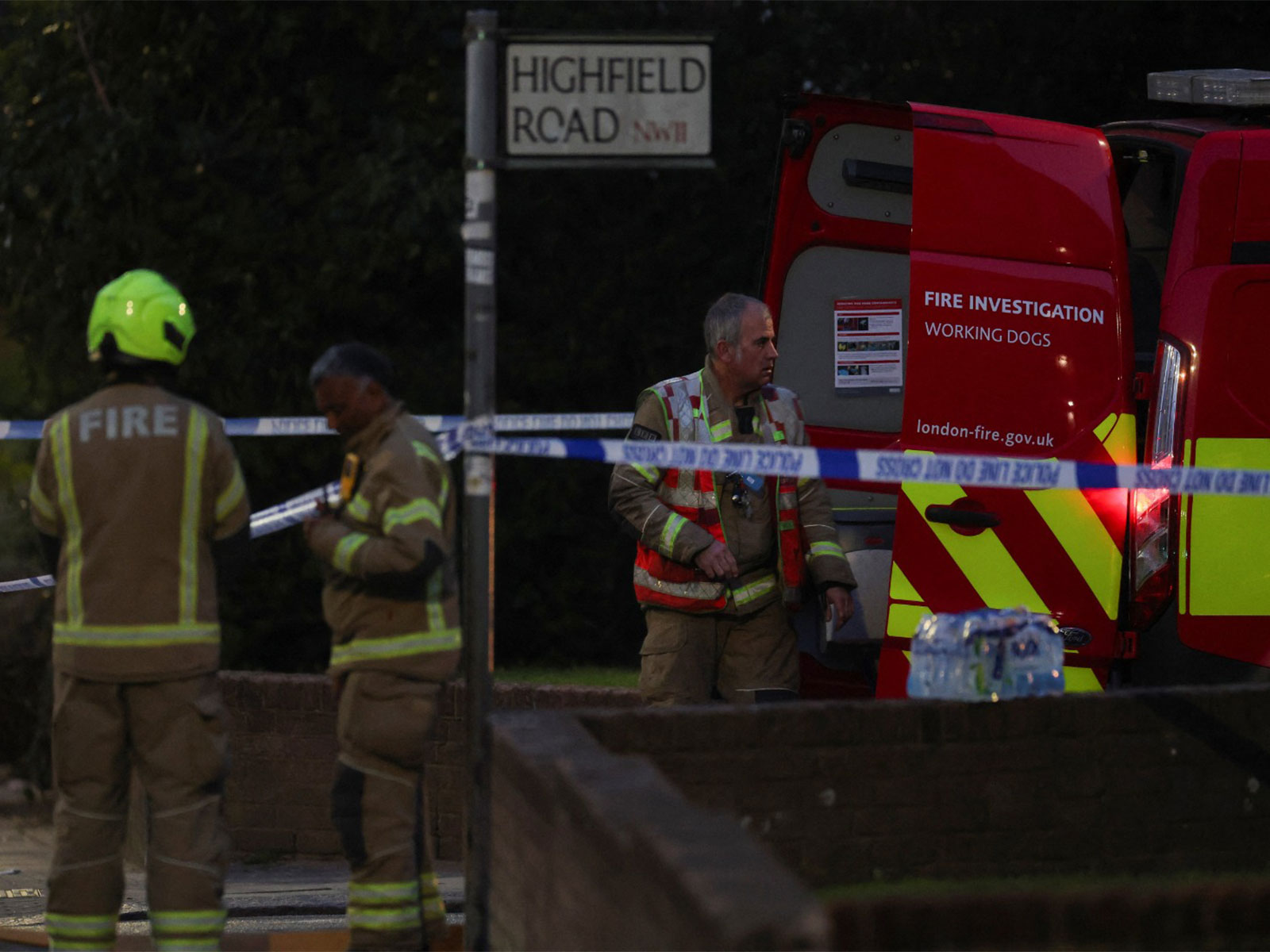 Firefighters work at the scene after four ambulances belonging to Hatzola, a Jewish community organisation, were set on fire in northwest London (Photo/ Reuters) Firefighters work at the scene after four ambulances belonging to Hatzola, a Jewish community organisation, were set on fire in northwest London (Photo/ Reuters)
