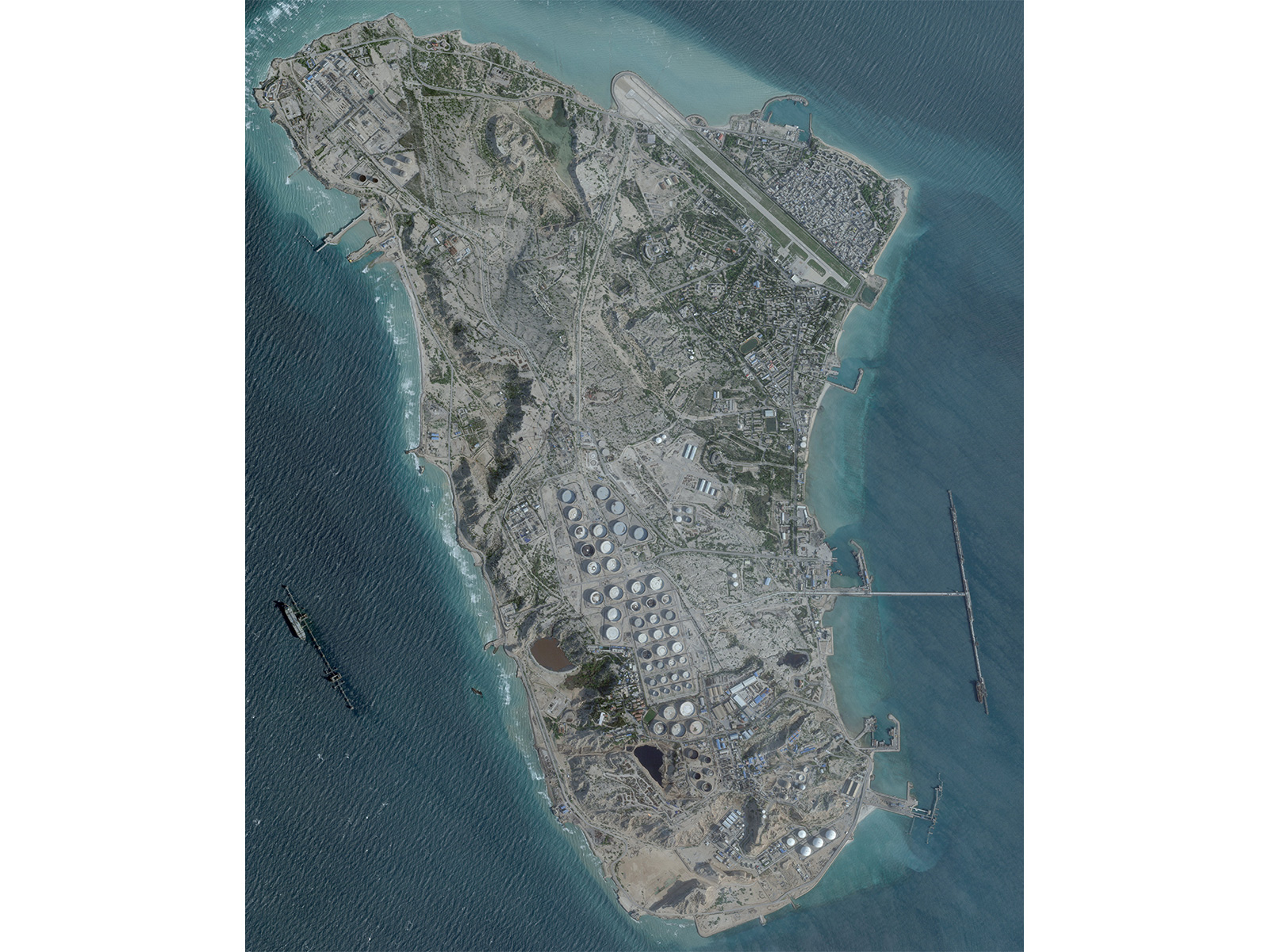 Kharg Island (Photo/Reuters) Kharg Island (Photo/Reuters)