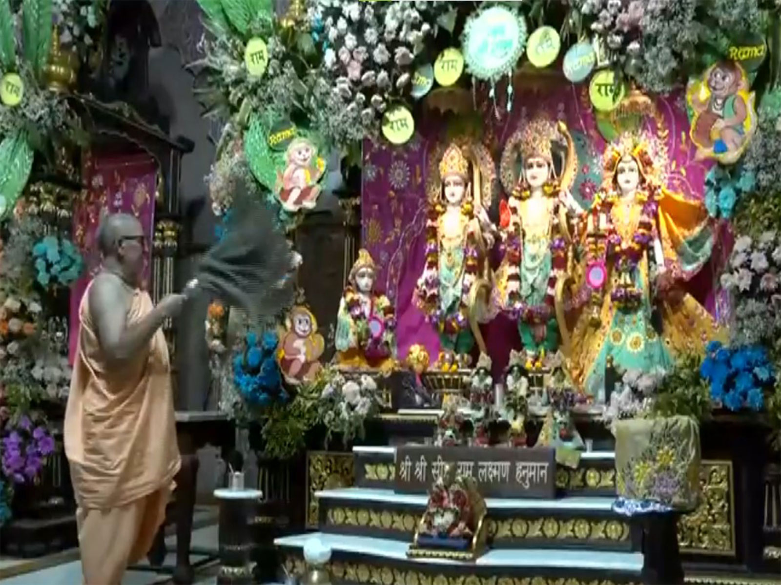 Aarti offered at ISKCON Temple in Ahmedabad (Photo/ANI) Aarti offered at ISKCON Temple in Ahmedabad (Photo/ANI)