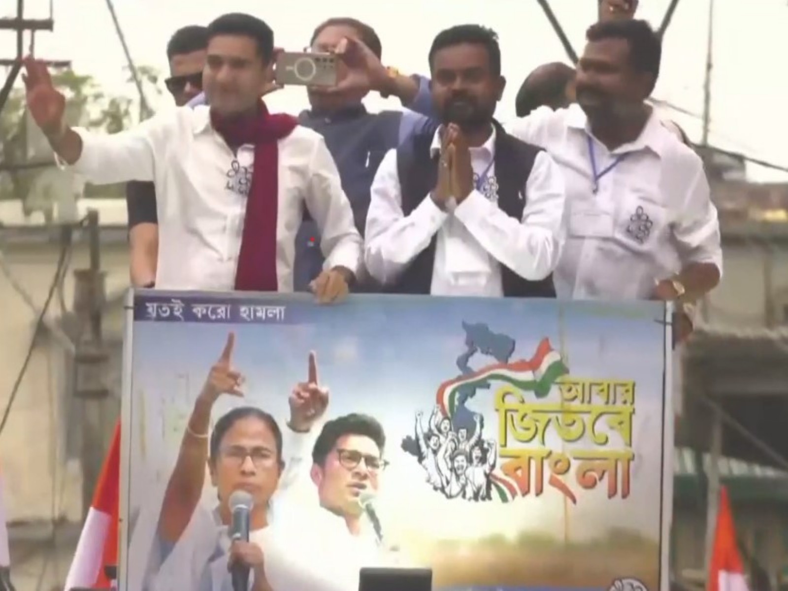 TMC MP Abhishek Banerjee holds road show in Alipurduar (Photo/AITC) TMC MP Abhishek Banerjee holds road show in Alipurduar (Photo/AITC)