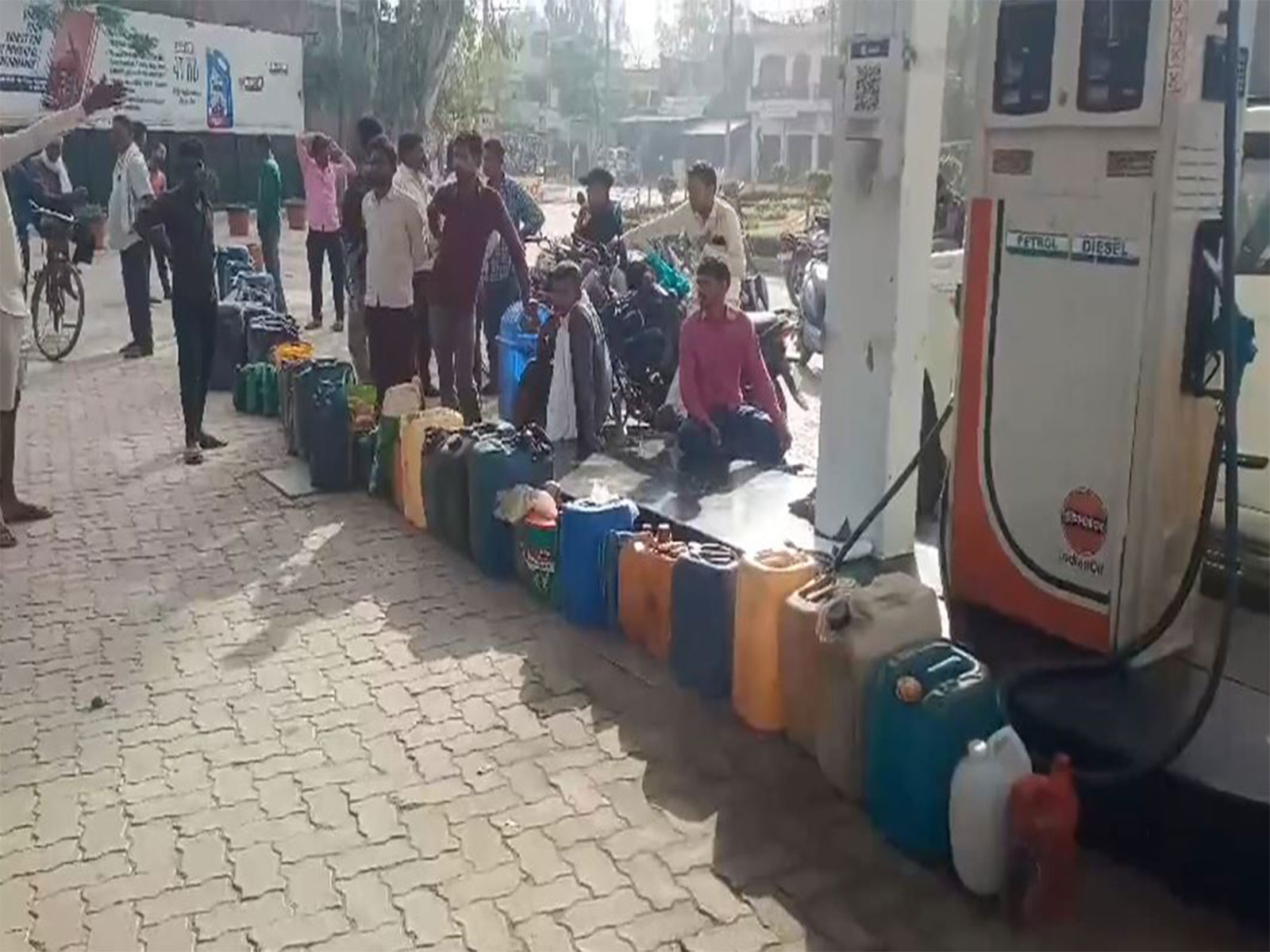 Visual from a petrol pump in Lakhimpur Kheri (Photo/ANI)