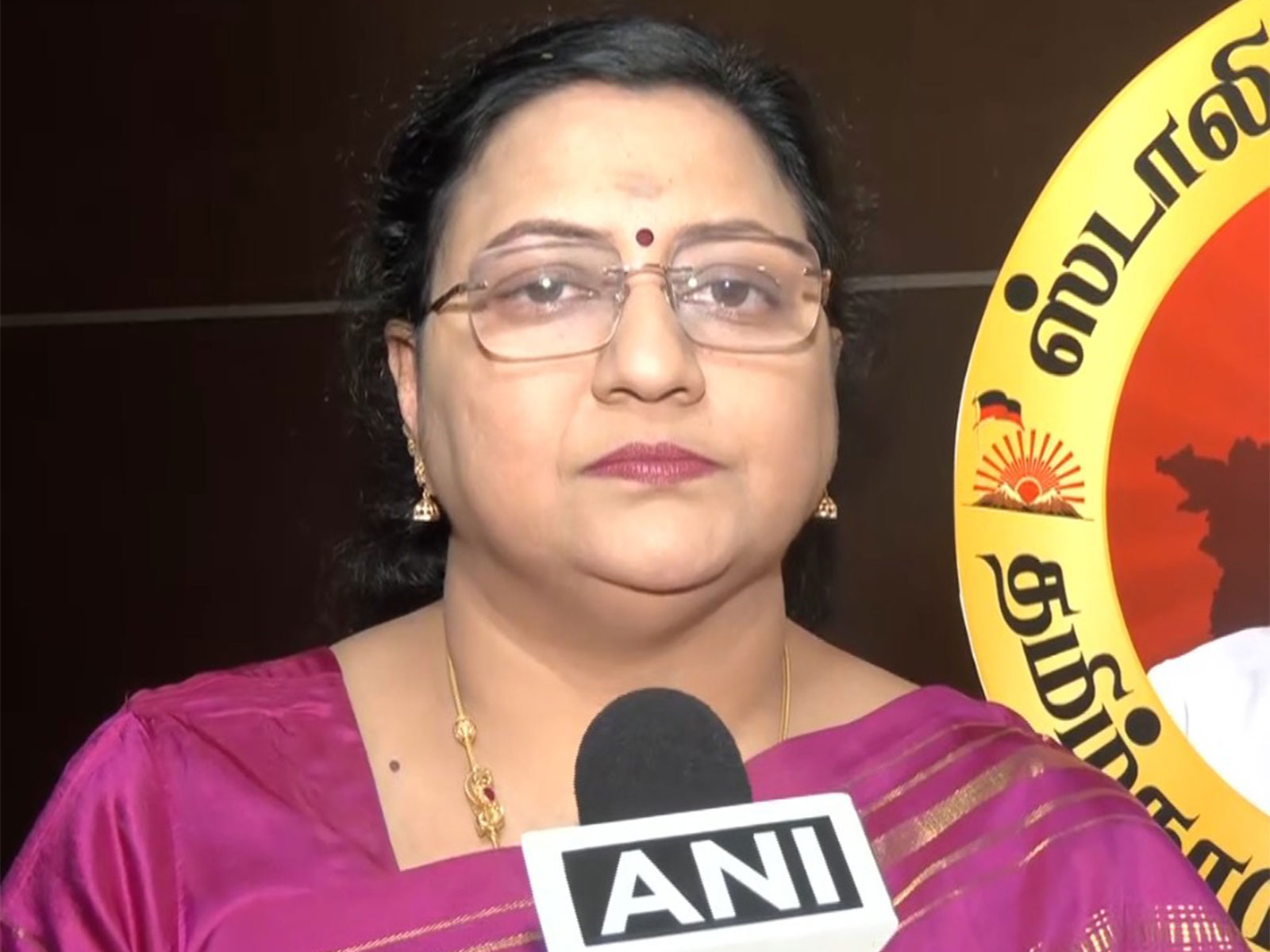 DMK MP Kanimozhi NVN Somu (Photo/ANI)