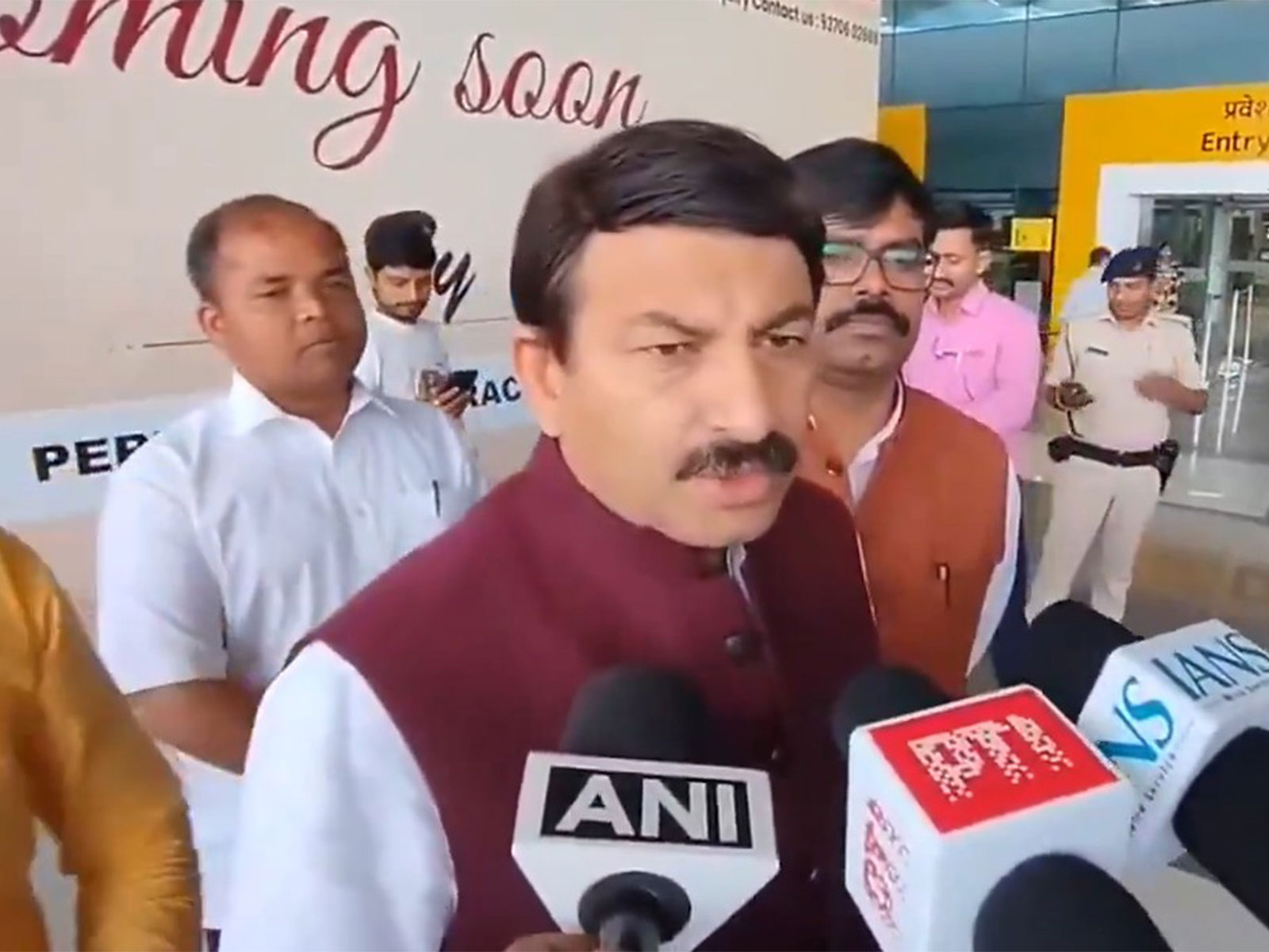 BJP MP Manoj Tiwari (Photo/ANI) BJP MP Manoj Tiwari (Photo/ANI)