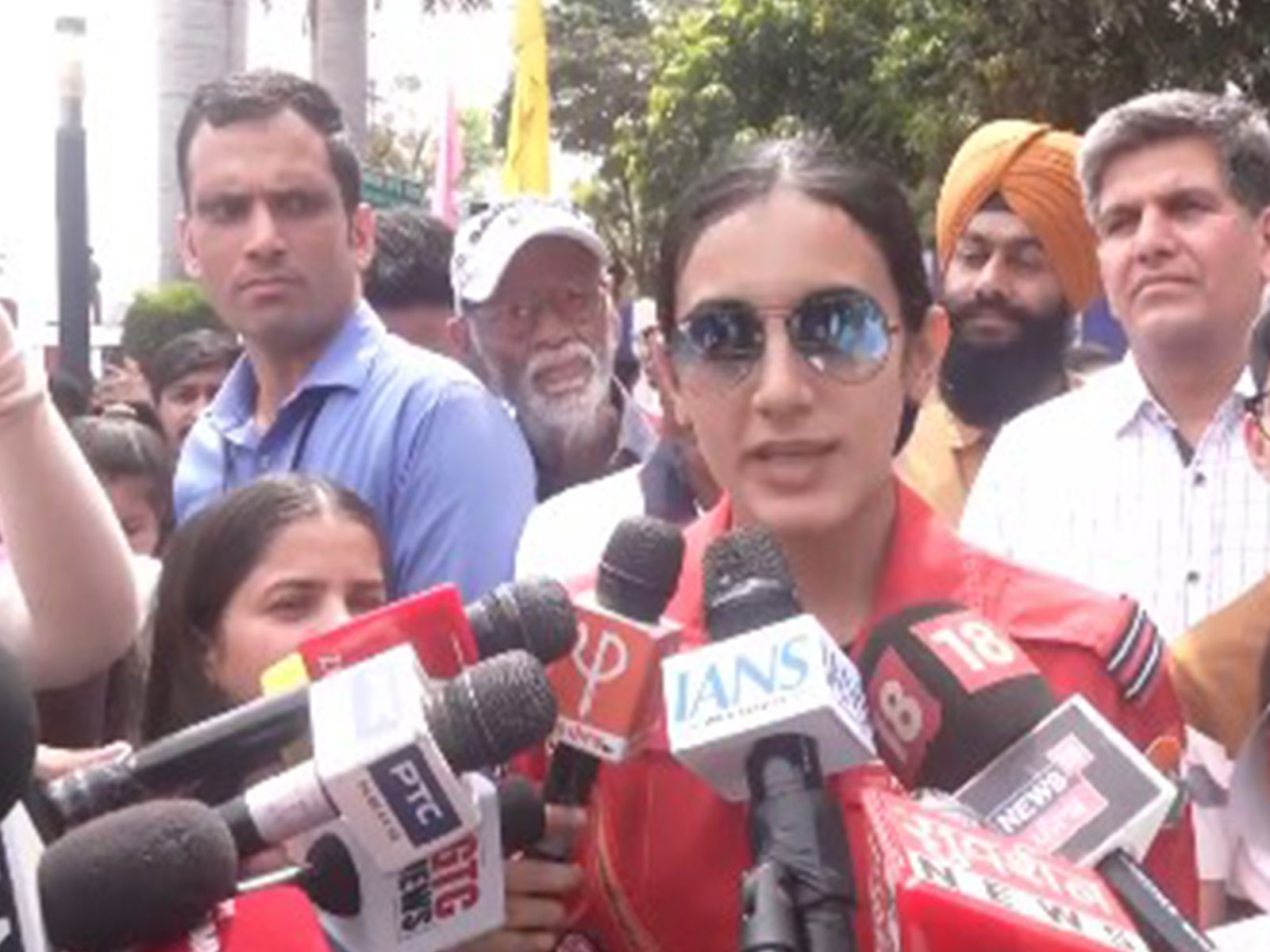 Flight Lieutenant in Surya Kiran Aerobatic Team (SKAT) Kanwal Sandhu (Photo/ANI)