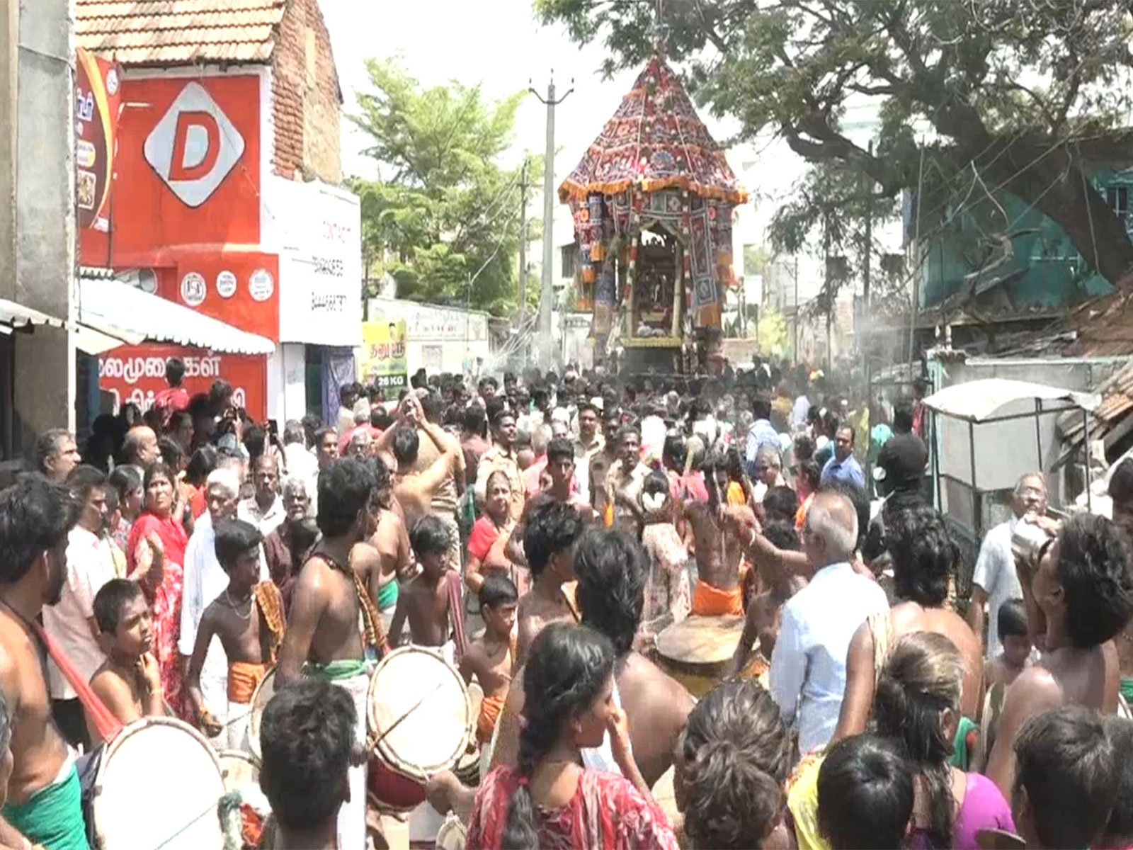 Chariot Festival at Uyyakondan Thirumalai Ujjivanathar Temple (Photo/ANI) Chariot Festival at Uyyakondan Thirumalai Ujjivanathar Temple (Photo/ANI)