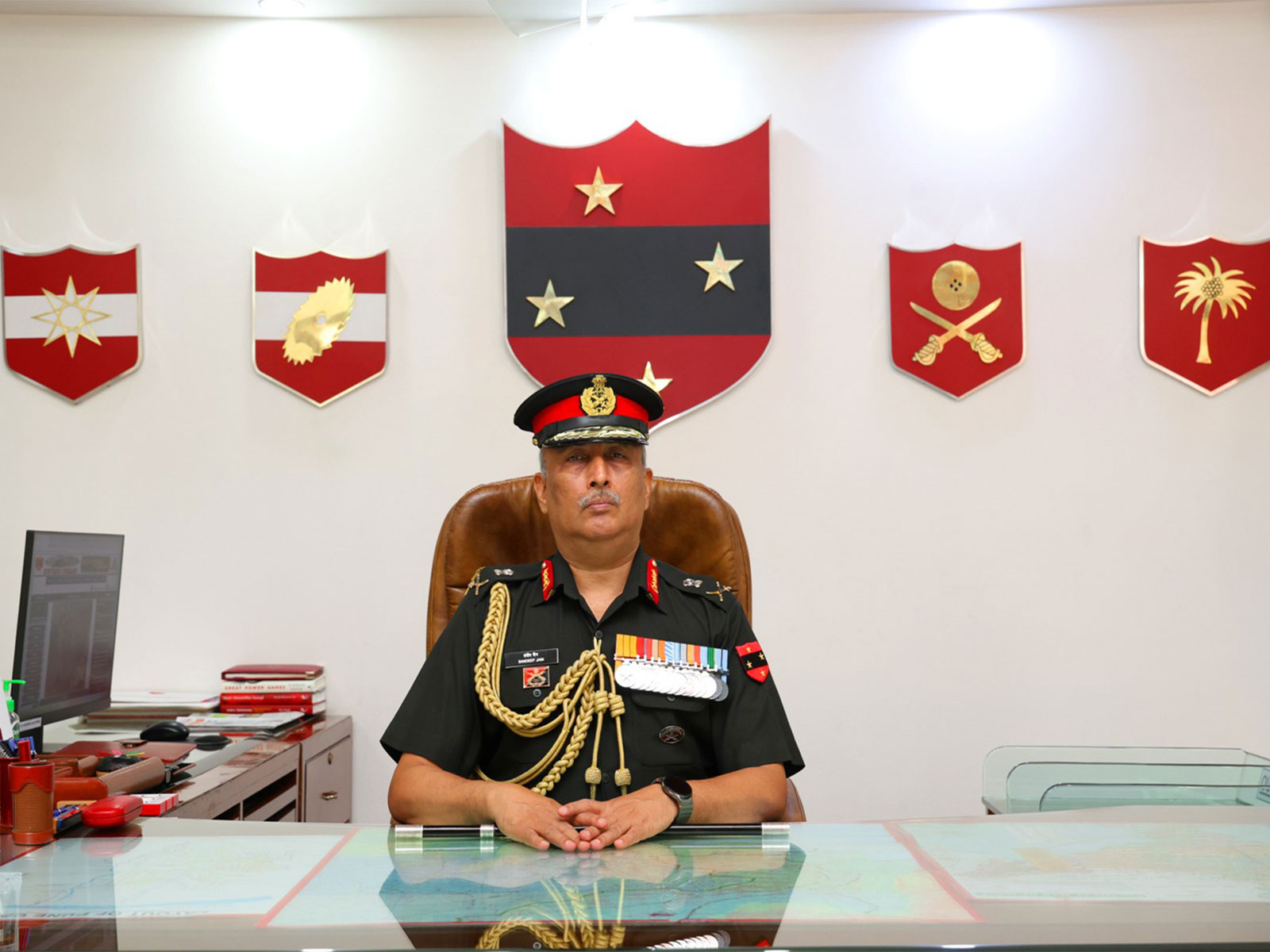 Lt Gen Sandeep Jain takes over as GOC-in-C Southern Command