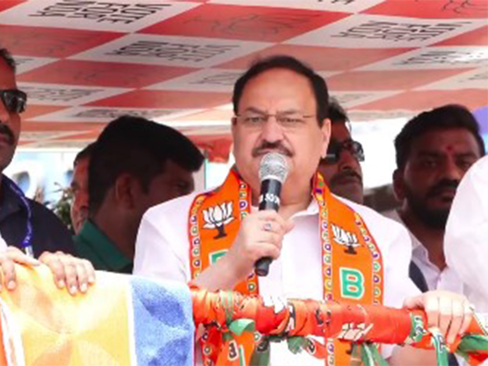 Union Minister JP Nadda during Thiruvananthapuram roadshow (Photo/ANI) Union Minister JP Nadda during Thiruvananthapuram roadshow (Photo/ANI)