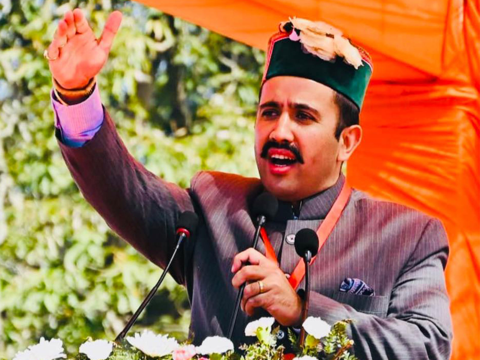 Himachal Pradesh Public Works Department Minister Vikramaditya Singh (Photo/Facebook/Vikramaditya Singh) Himachal Pradesh Public Works Department Minister Vikramaditya Singh (Photo/Facebook/Vikramaditya Singh)