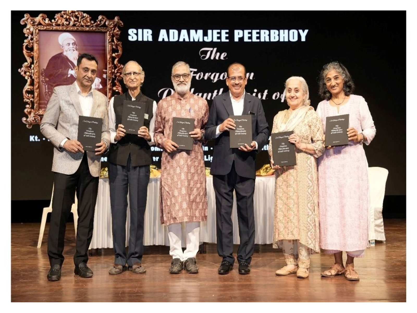 Sohail Khandwani, Dr. Ram Puniyani, Irfan Engineer, Hussain A. Peerbhoy, Rajni Bakshi & Geeta Seshu at the unveiling of the First Sheriff of Bombay Sir Adamjee Peerbhoy's book