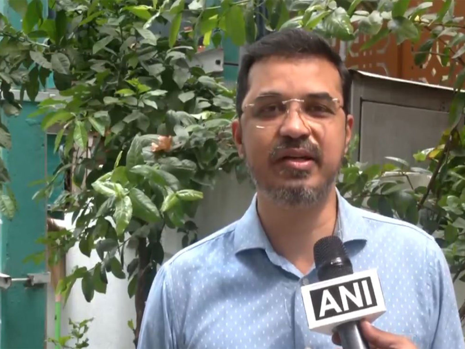 AIADMK spokesperson Kovai Sathyan (Photo/ANI)