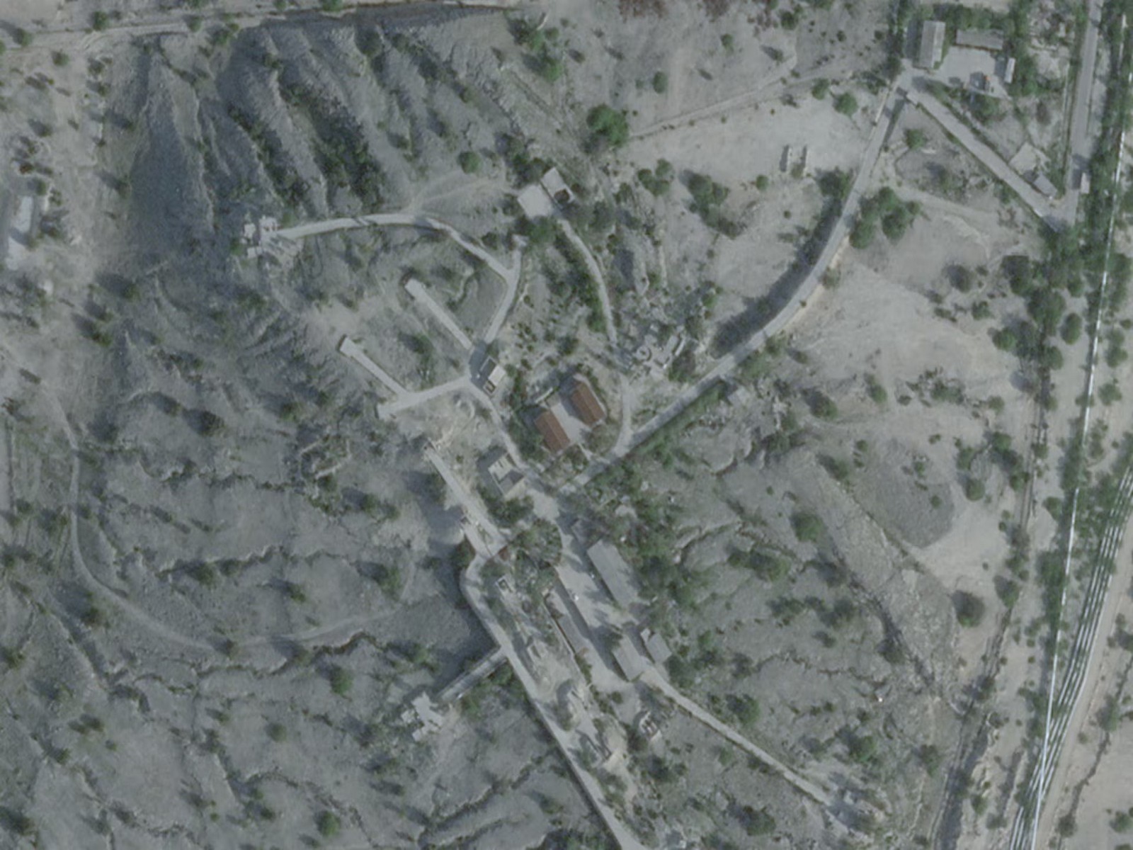 A satellite image shows Kharg Island, Iran, before US strikes, on February 25, 2026. (Photo/Reuters)