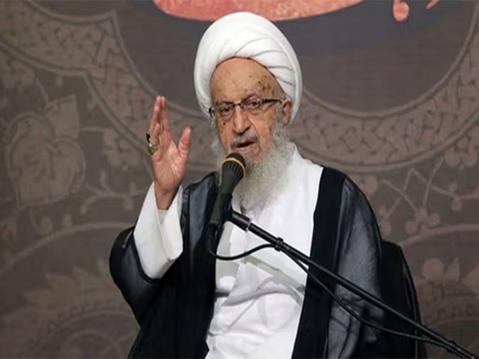 Grand Ayatollah Naser Makarem Shirazi (Image Source: Iranian state media)
