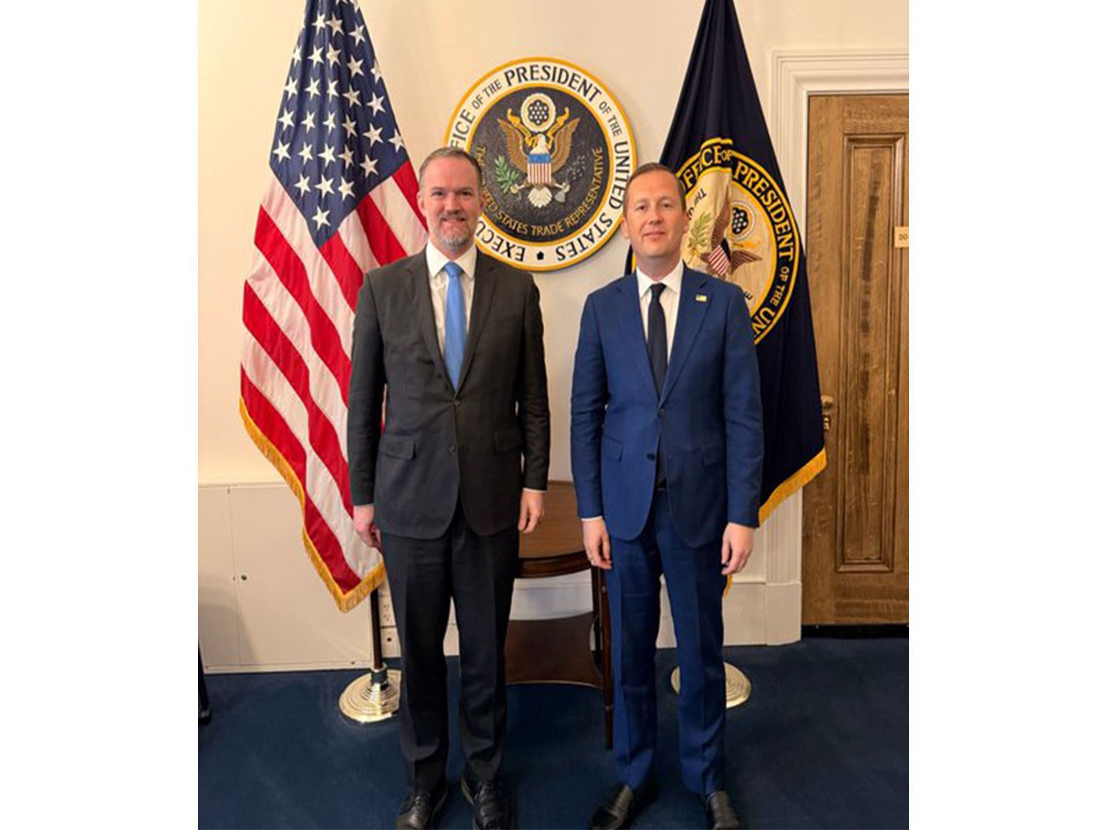 US Trade Representative Jamieson Greer and Ambassador Sergio Gor pose for a photograph. (Photo: X/@USAmbIndia)