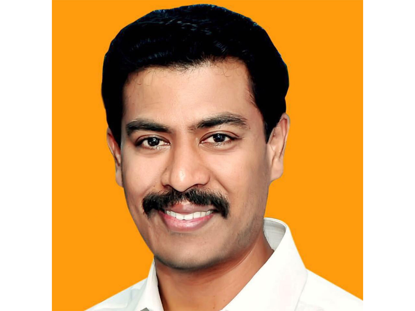 DMK’s Dindigul constituency candidate IP Senthil Kumar (Photo/Facebook)