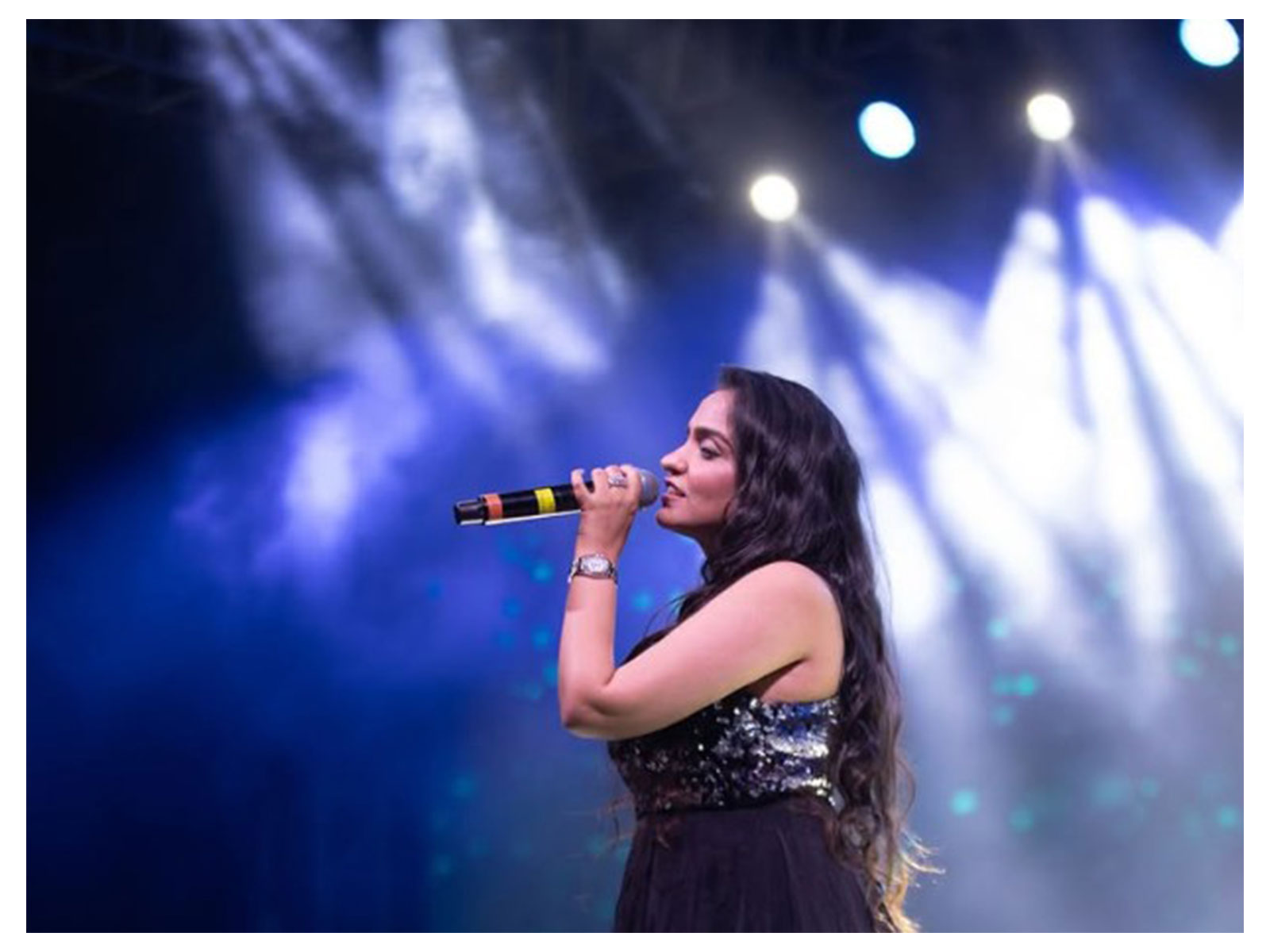 Singer Asees Kaur (Image source: Instagram@aseeskaurmusic) Singer Asees Kaur (Image source: Instagram@aseeskaurmusic)