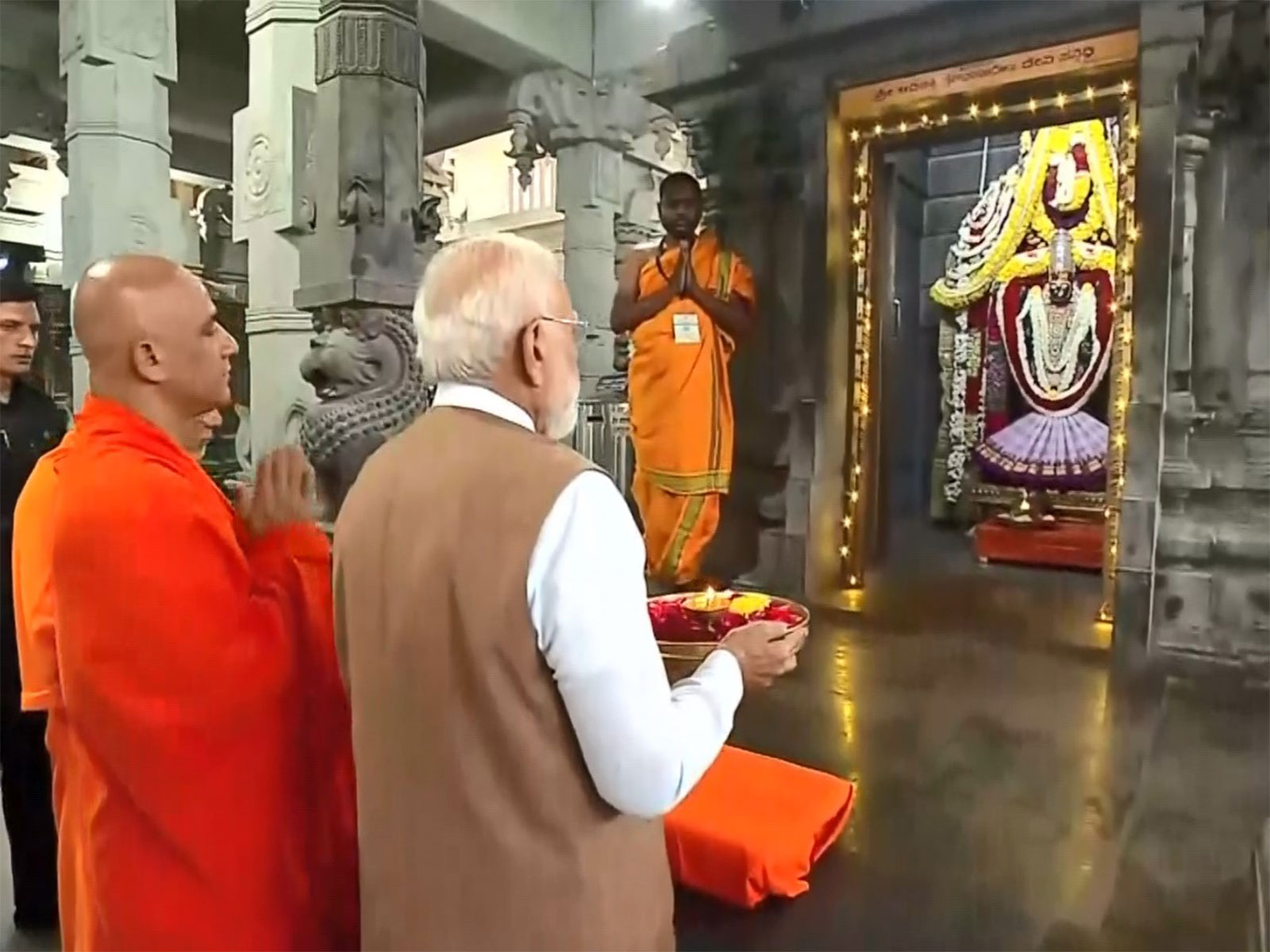 PM Modi inaugurates Sri Guru Bhairavaikya Mandira (Photo/ANI)