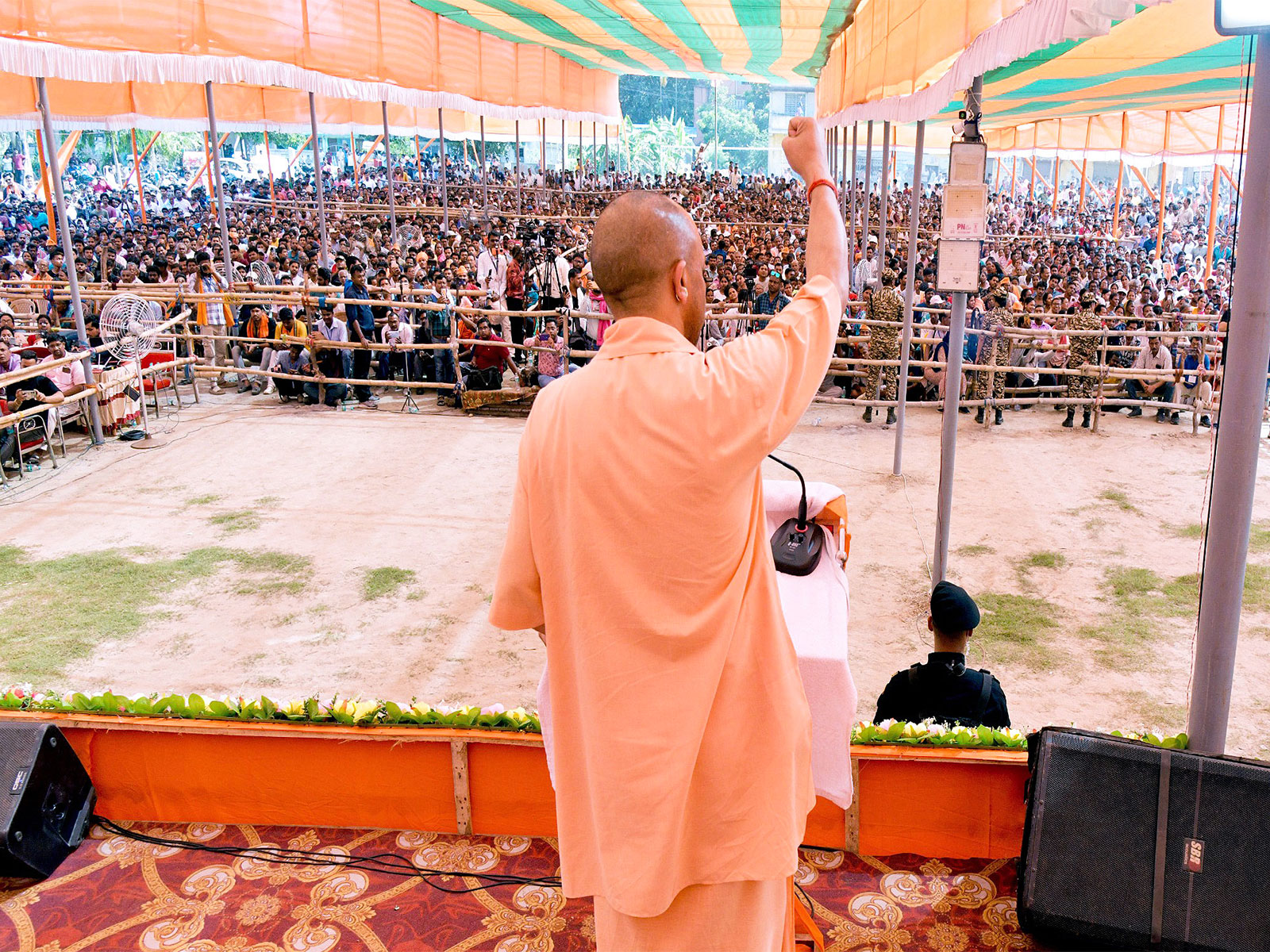 Uttar Pradesh Chief Minister Yogi Adityanath at west bengal rally (Photo/ANI)