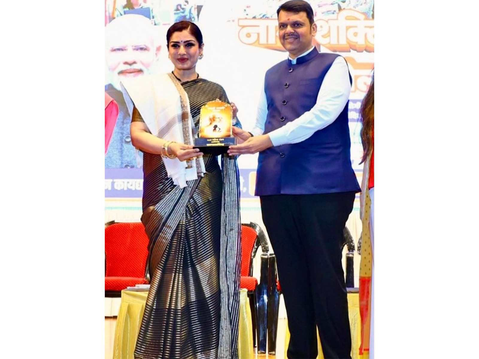 Raveena Tandon honoured at Nari Shakti Vandan Sammelan