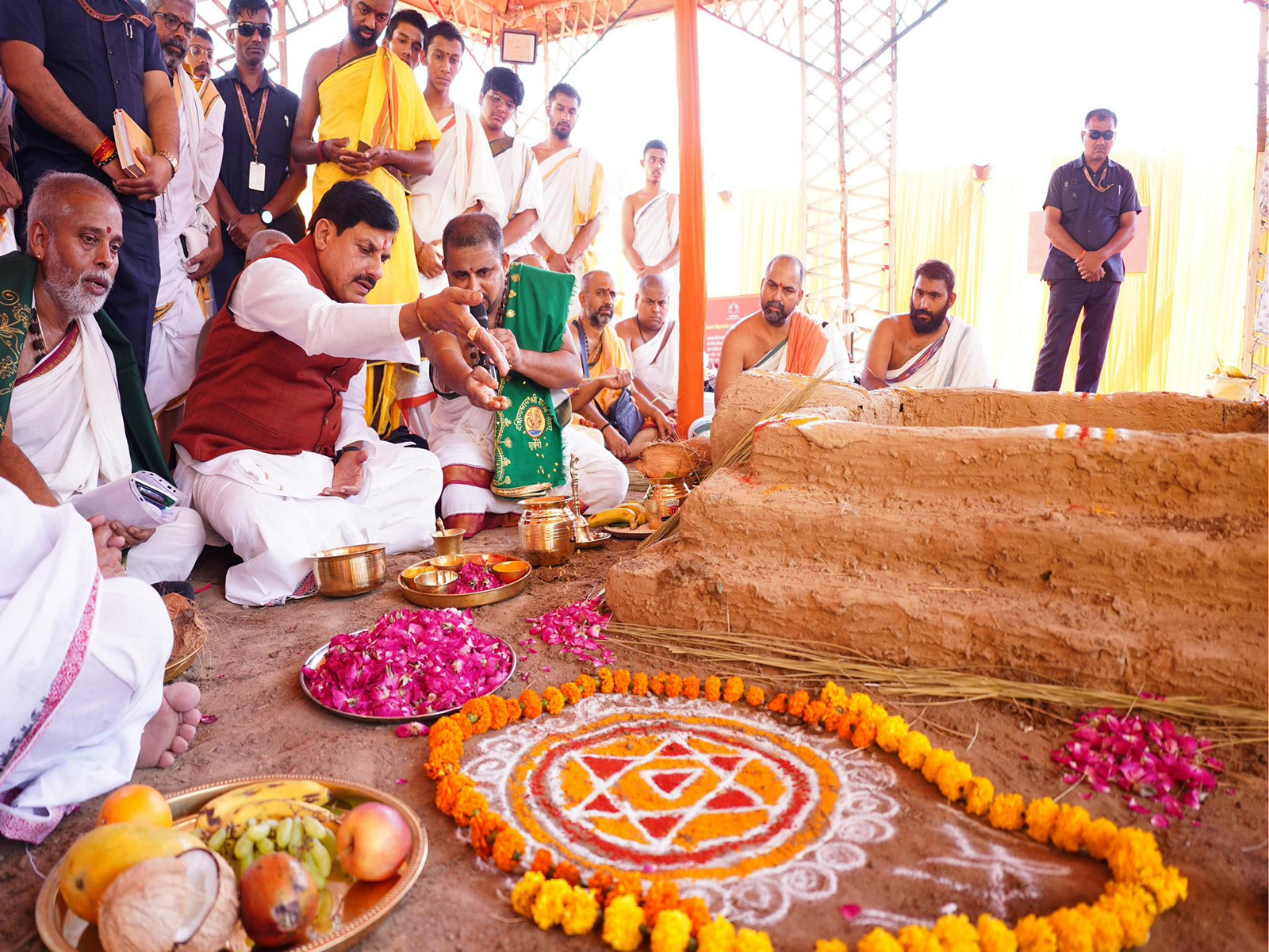 CM Mohan Yadav performing Yagya Pujan on the occasion of the inauguration of the five-day ‘Ekatma Parv’ (Photo/ X @CMMadhyaPradesh)