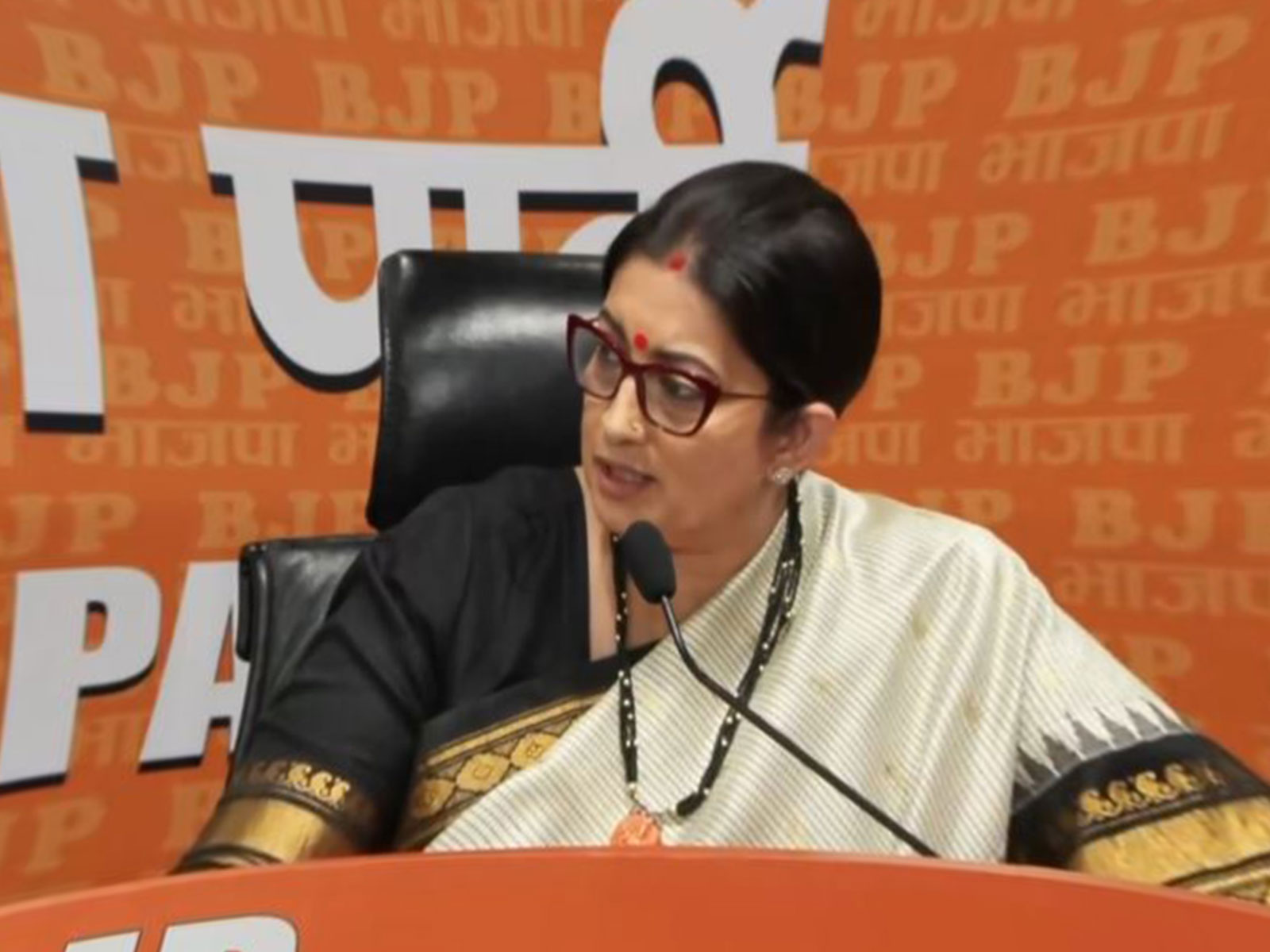 Smriti Irani press conference at BJP Headquarters (Photo: @BJP4India)