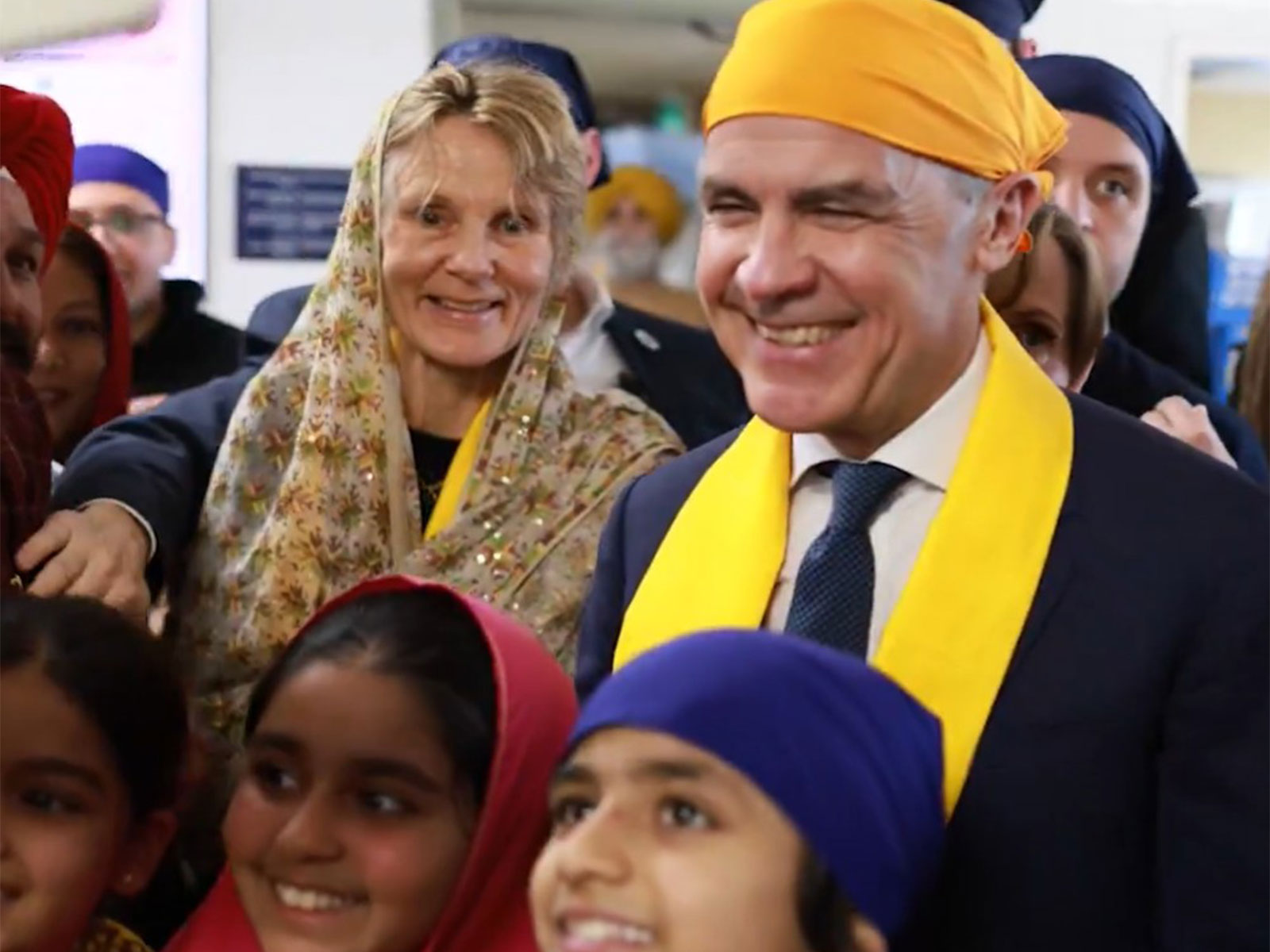 Canadian PM Mark Carney visits gurudwara on occassion of 'Sikh Heritage Month' (Photo/X/@MarkJCarney)