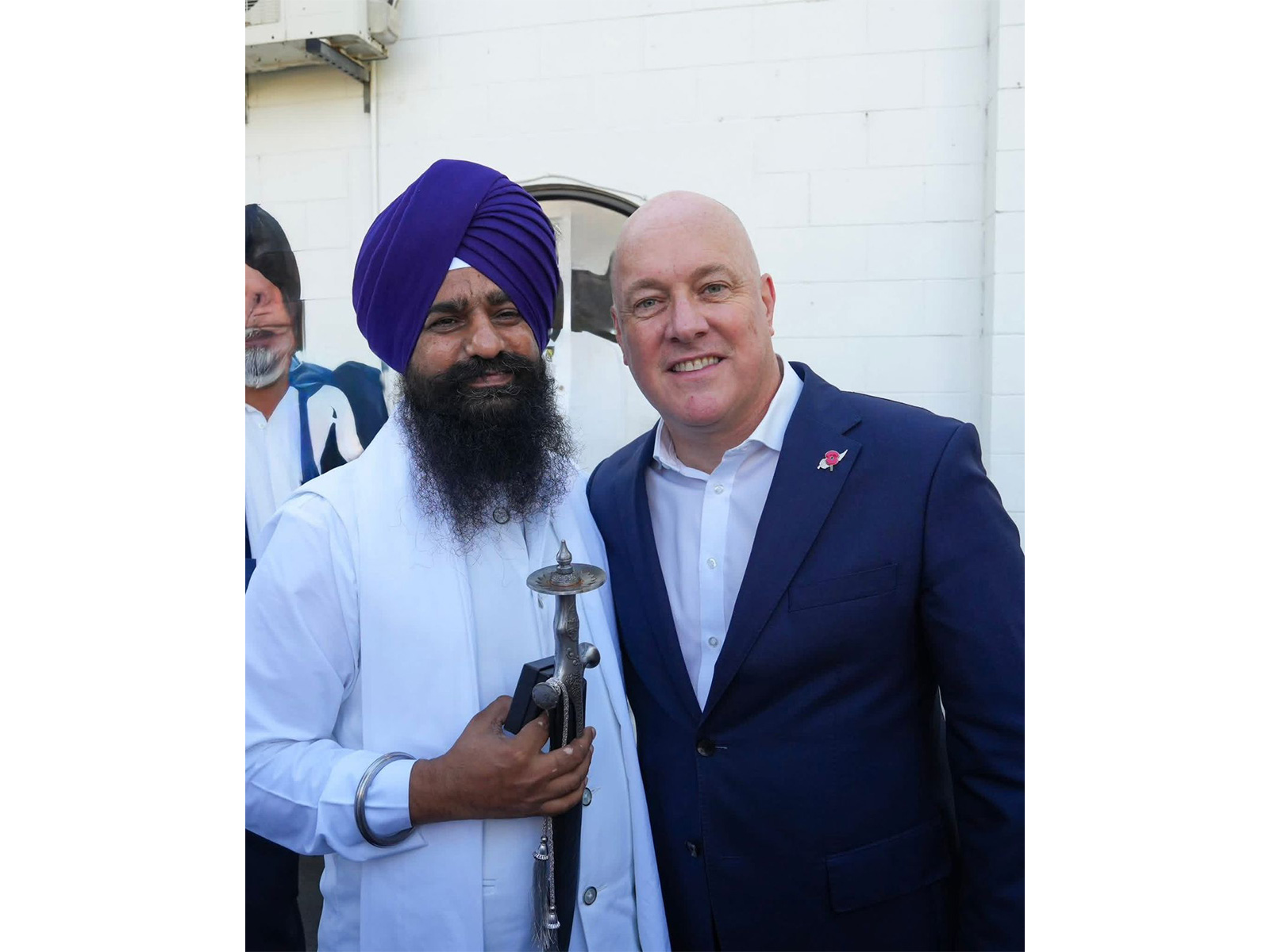 New Zealand Prime Minister Christopher Luxon meets Akal Takht Jathedar in Auckland (Photo/ANI)