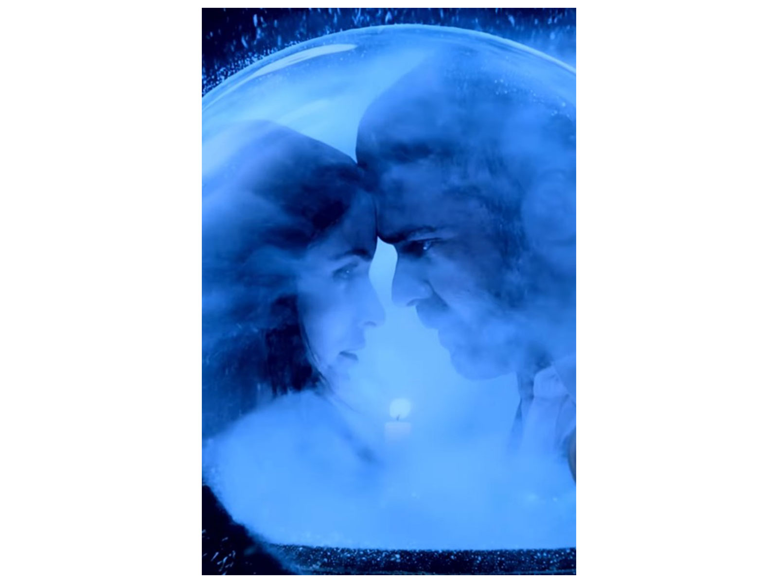  ‘Haunted 3D’  (Photo/Instagram/ @taranadarsh)