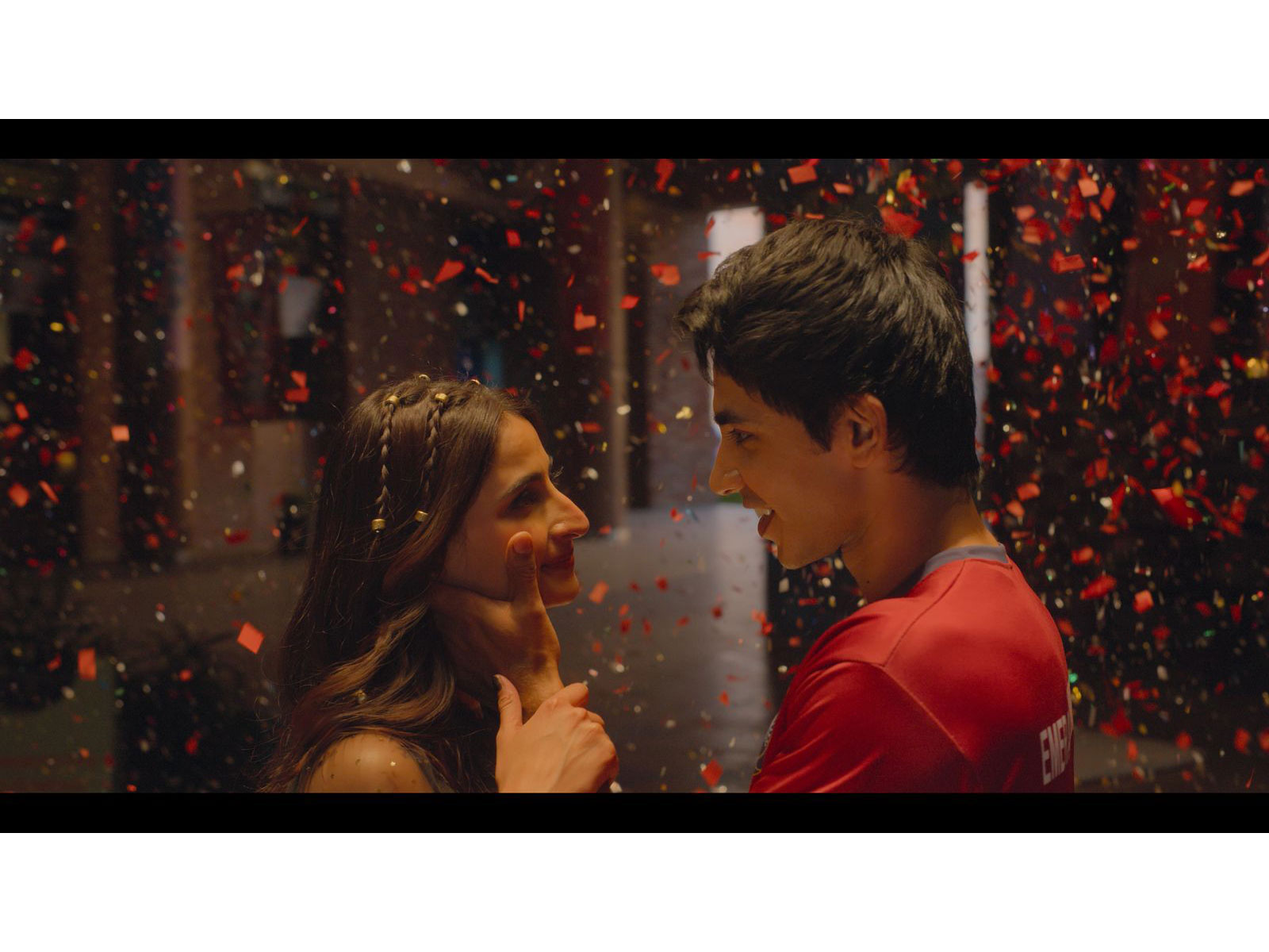 Still from Jee Lenge song (Image source: Prime Video)