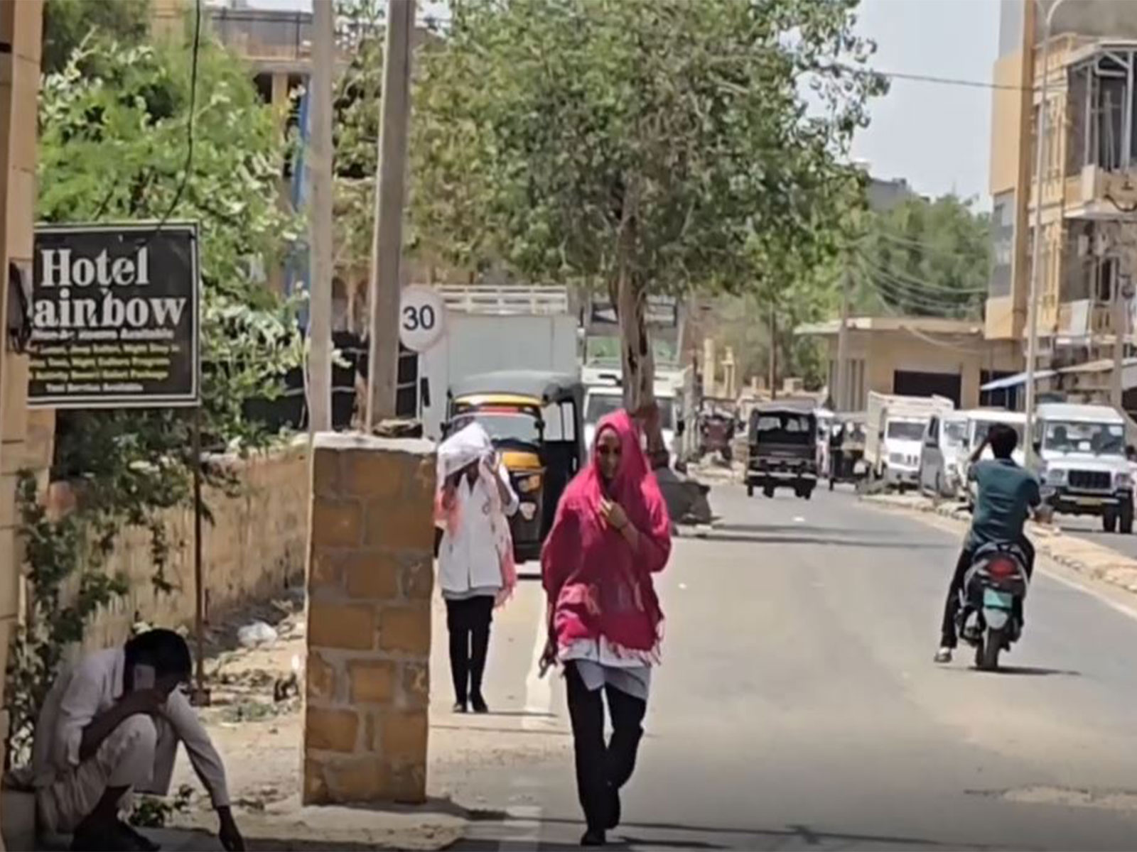 Intense heatwave continues (Photo/ANI)