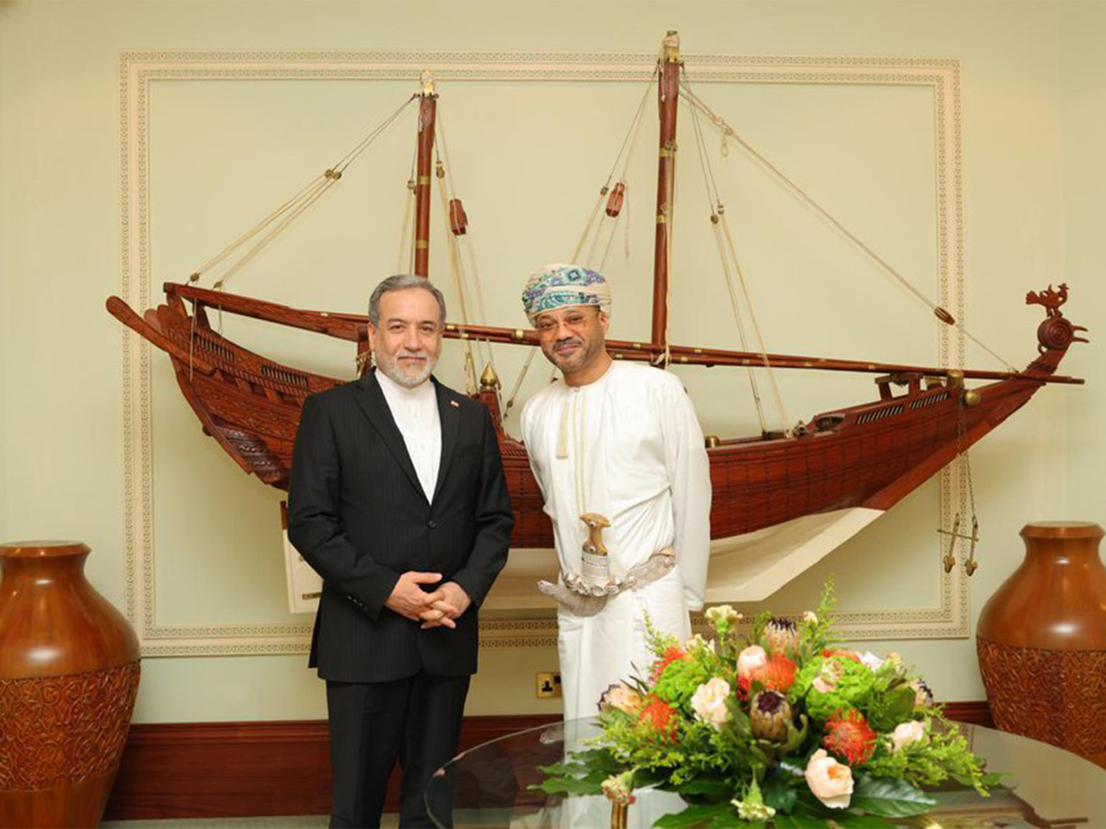 Omani Foreign Minister Badr bin Hamad Al Busaidi meets Iran’s Abbas Araghchi in Muscat. (Photo: X/@badralbusaidi)