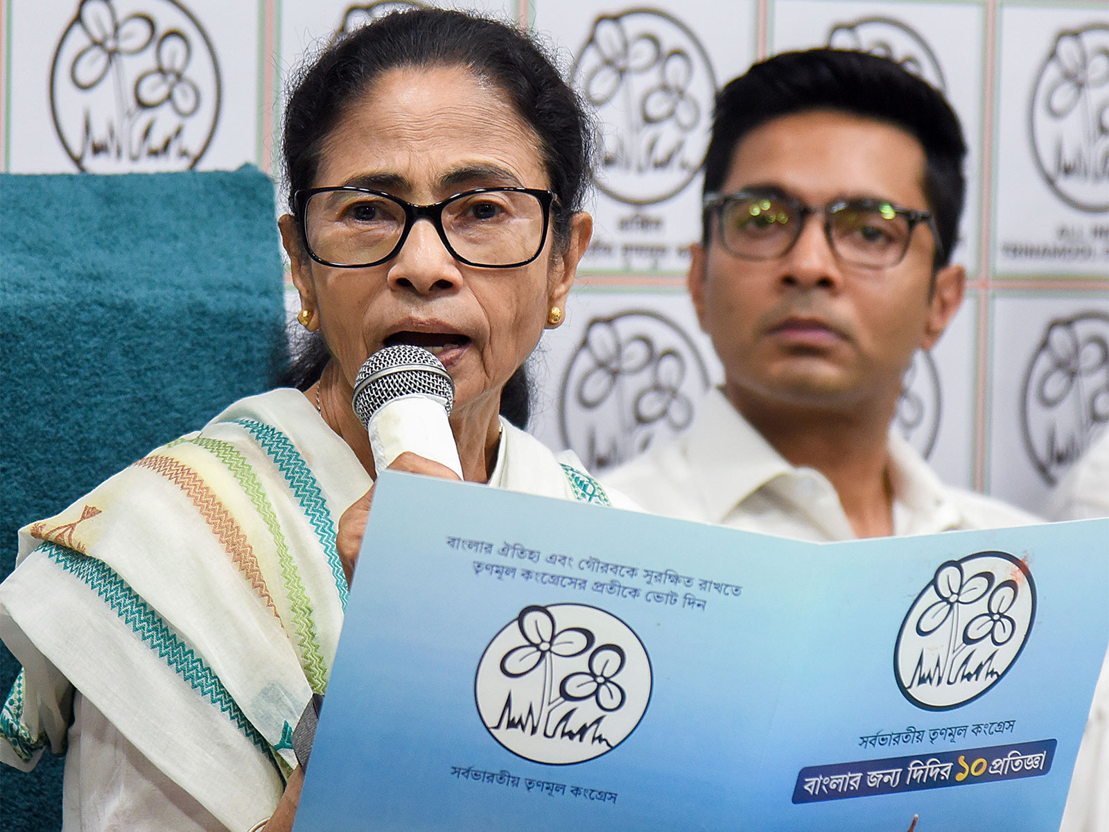 West Bengal CM Mamata Banerjee and TMC General Secretary Abhishek Banerjee (Photo/ANI)