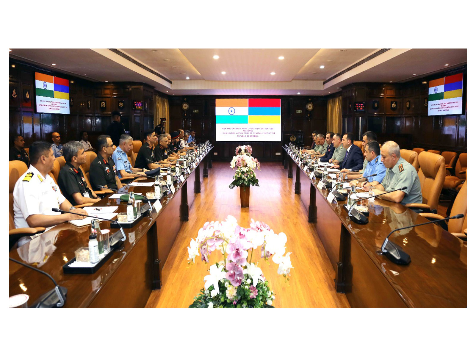 Chief of Defence Staff General Anil Chauhan and Armenia’s Chief of the General Staff Lt General Edvard Asryan during their meeting in New Delhi. (Photo: X/@HQ_IDS_India)