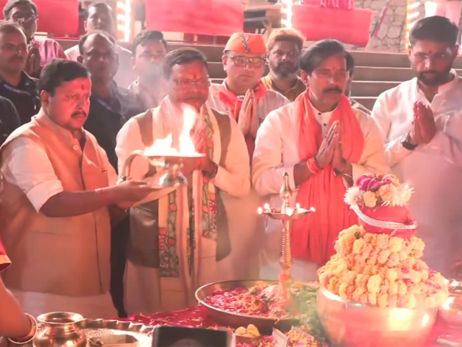BJP National President Nitin Nabin offers prayers at Ganga Ghat (Photo/ANI)