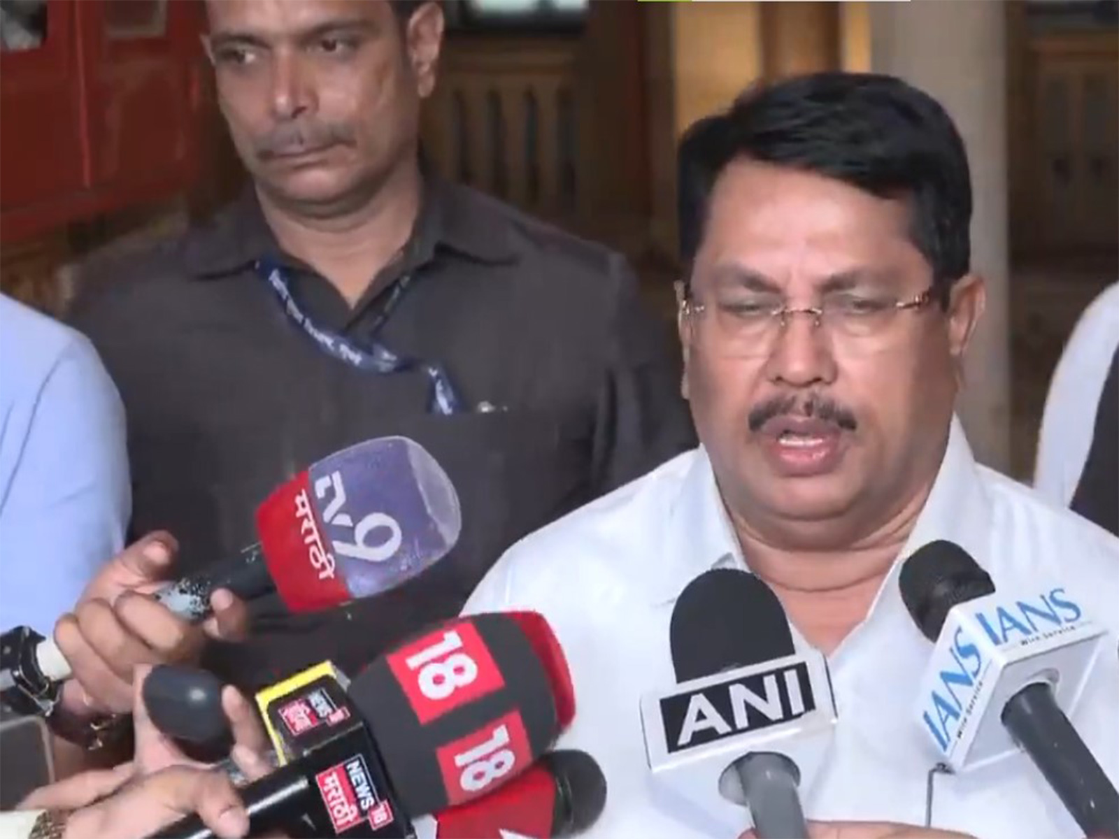 Congress leader Vijay Wadettiwar (Photo/ANI) 