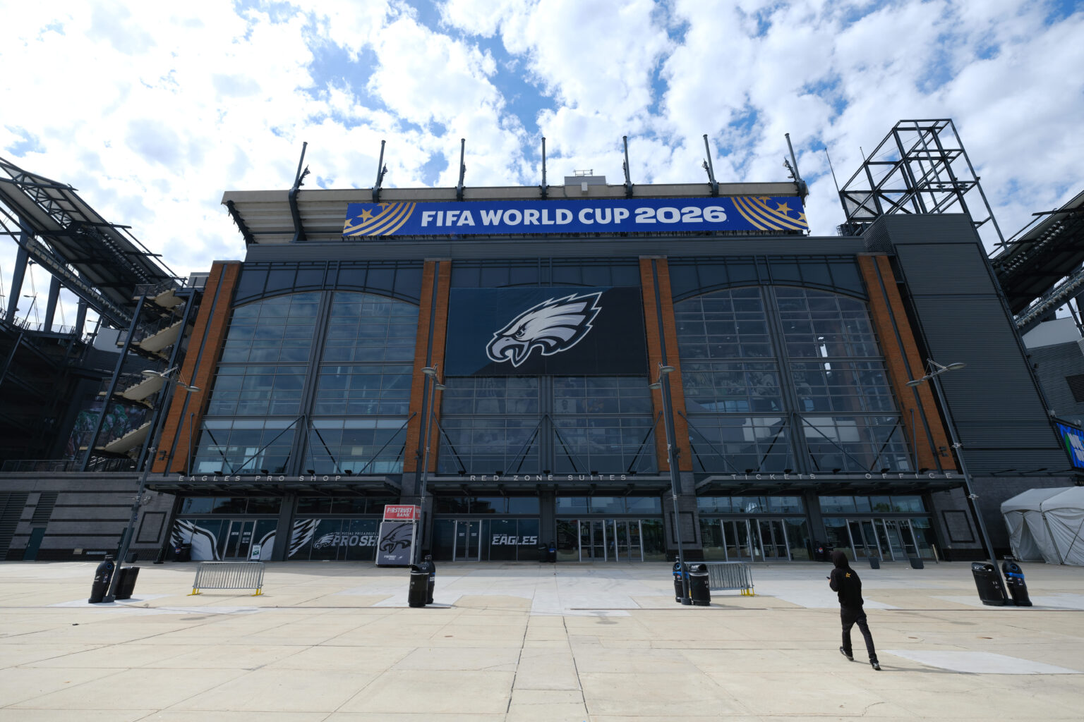 US drops bond requirement for World Cup ticket holders