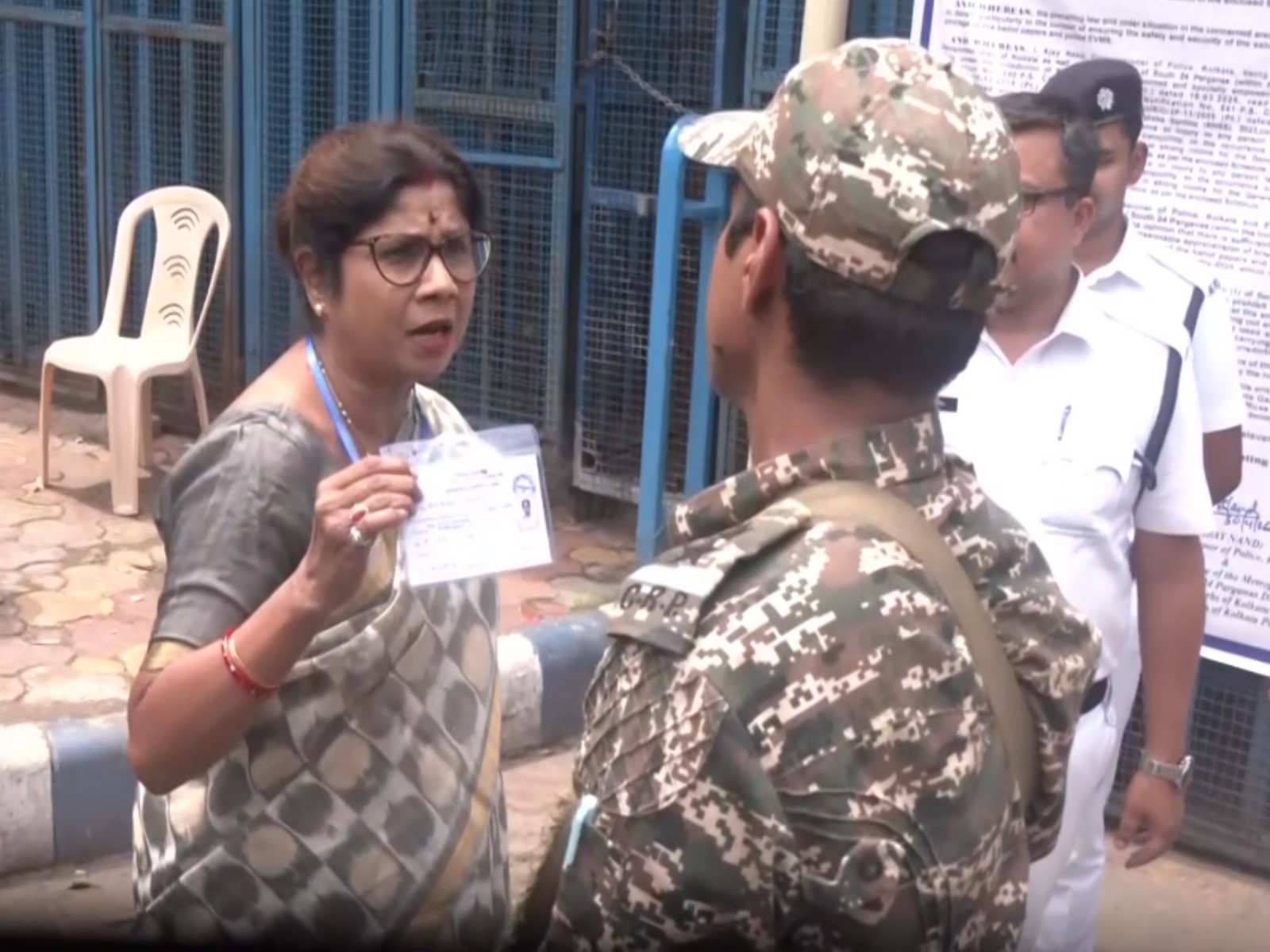TMC Candidate Shashi Panja arrives at Netaji Indoor Stadium in Kolkata (Photo/ANI) TMC Candidate Shashi Panja arrives at Netaji Indoor Stadium in Kolkata (Photo/ANI)
